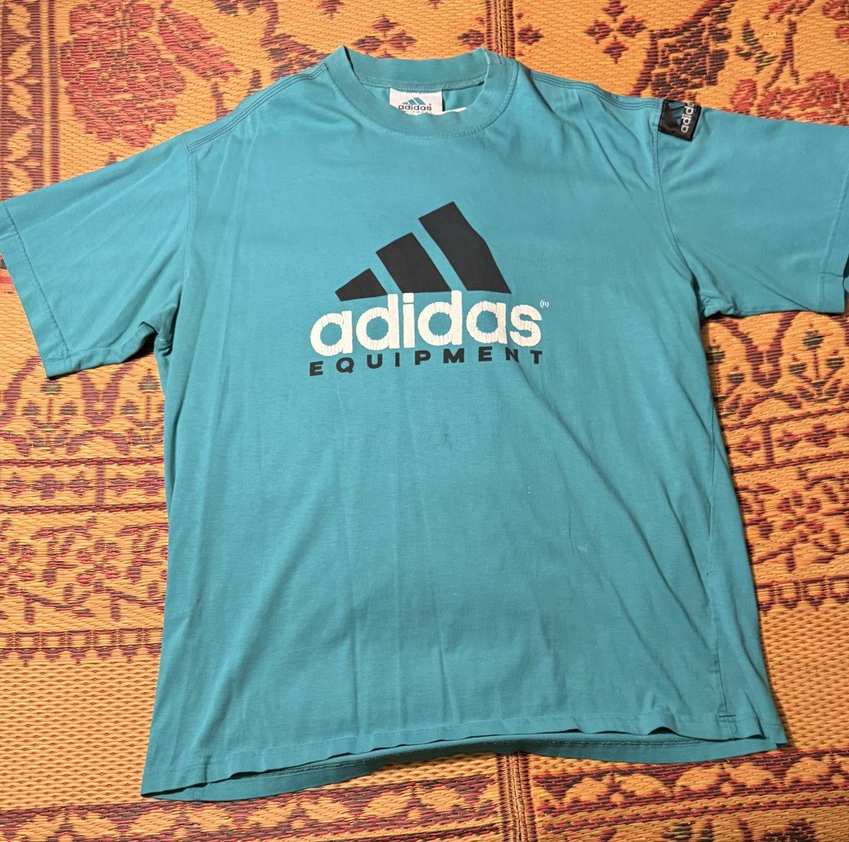 Adidas Vintage Adidas Equipment Perfectly Distressed T Shirt Size US L / EU 52-54 / 3 - 1 Thumbnail