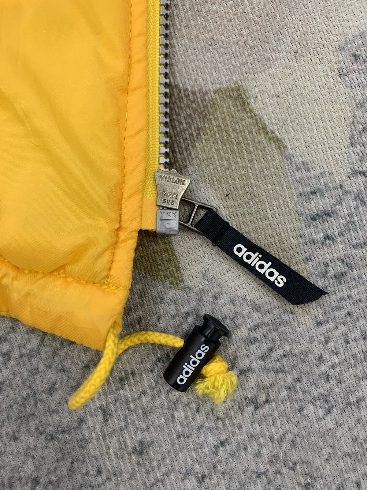 Adidas × Vintage Vtg Adidas Puffer Jacket Size US L / EU 52-54 / 3 - 9 Thumbnail