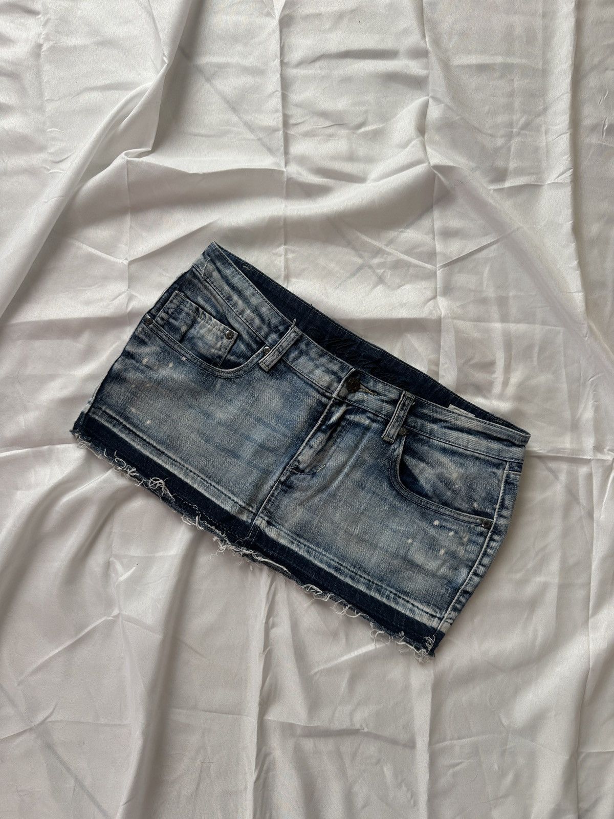 Hysteric Glamour Madonna Vintage Y2K Super Sexy Low Rise Mini Denim Skirt Size 29" - 4 Thumbnail