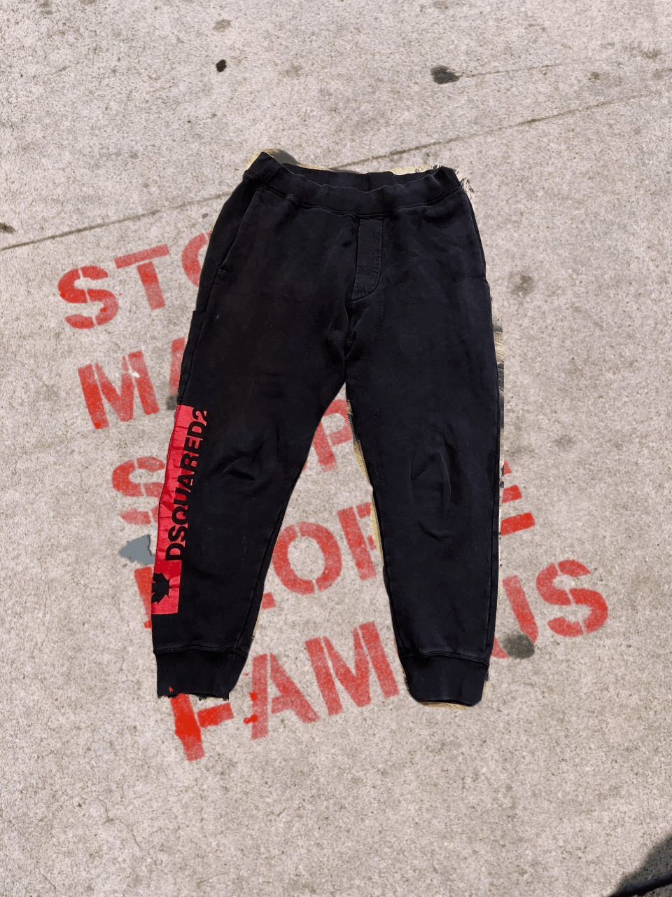 Dsquared2 DSQUARED2 Logo Tape Cotton Jogging Bottoms Size US 30 / EU 46 - 1 Thumbnail