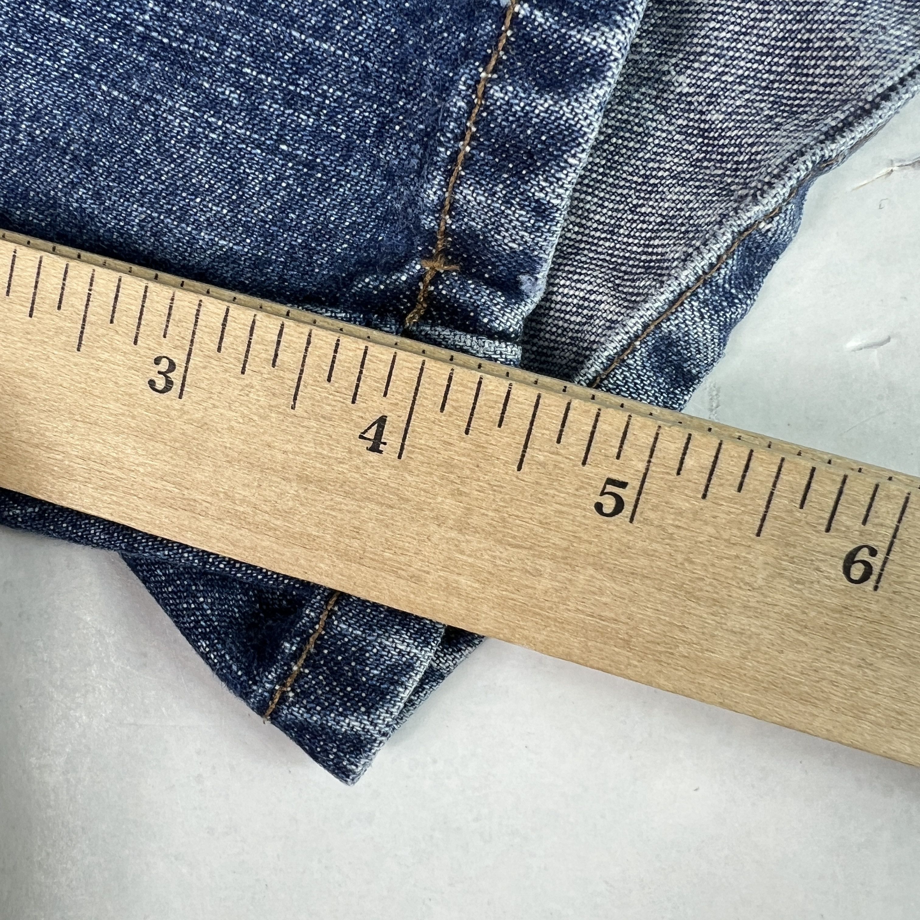 Calvin Klein Y2K Calvin Klein Shorts High Rise Blue Denim Jorts No Tags Size 34" / US 12 / IT 48 - 13 Thumbnail