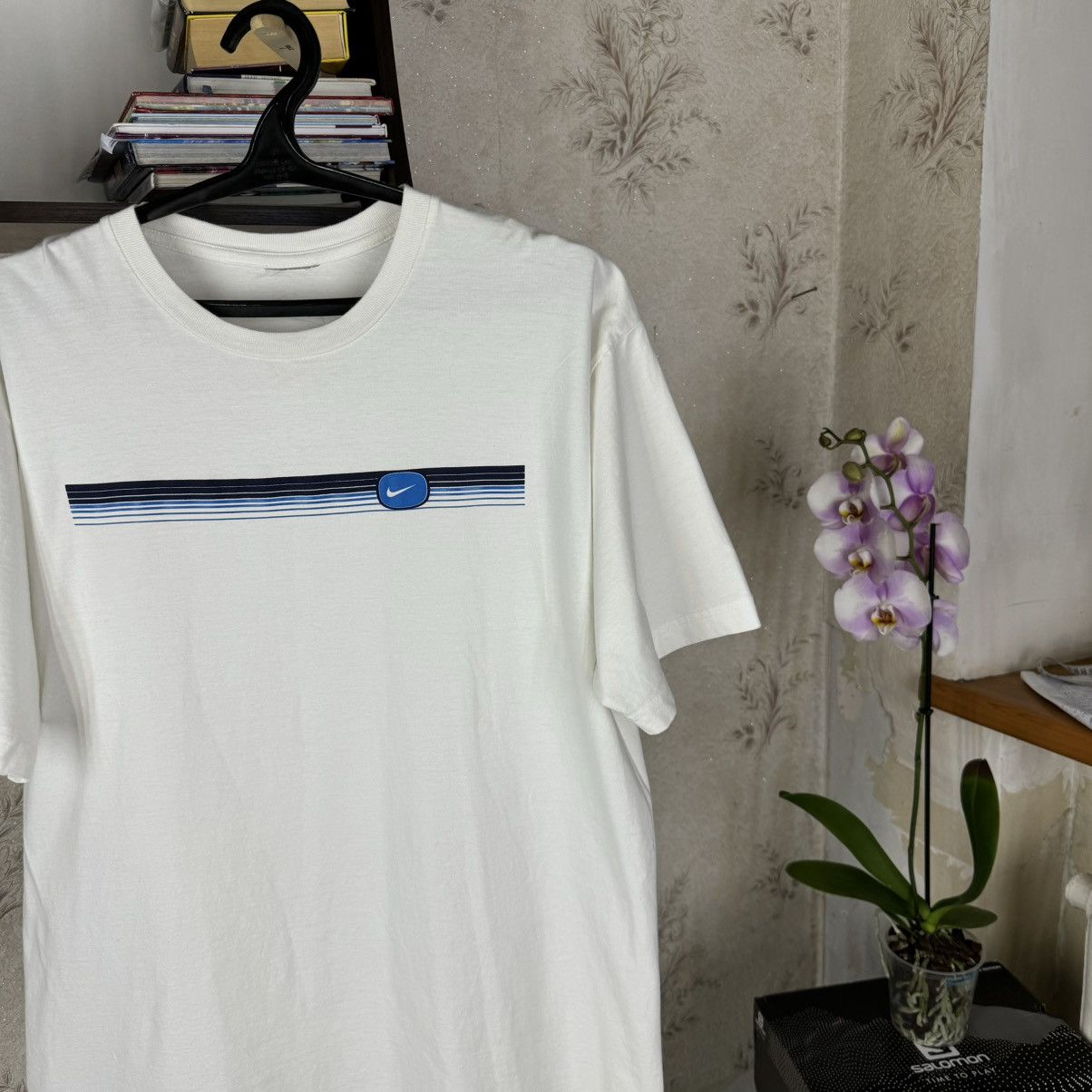 Nike × Vintage Vintage 00s Nike T shirt Centre Logo Tn Drill White XL Mens Size US XL / EU 56 / 4 - 4 Thumbnail
