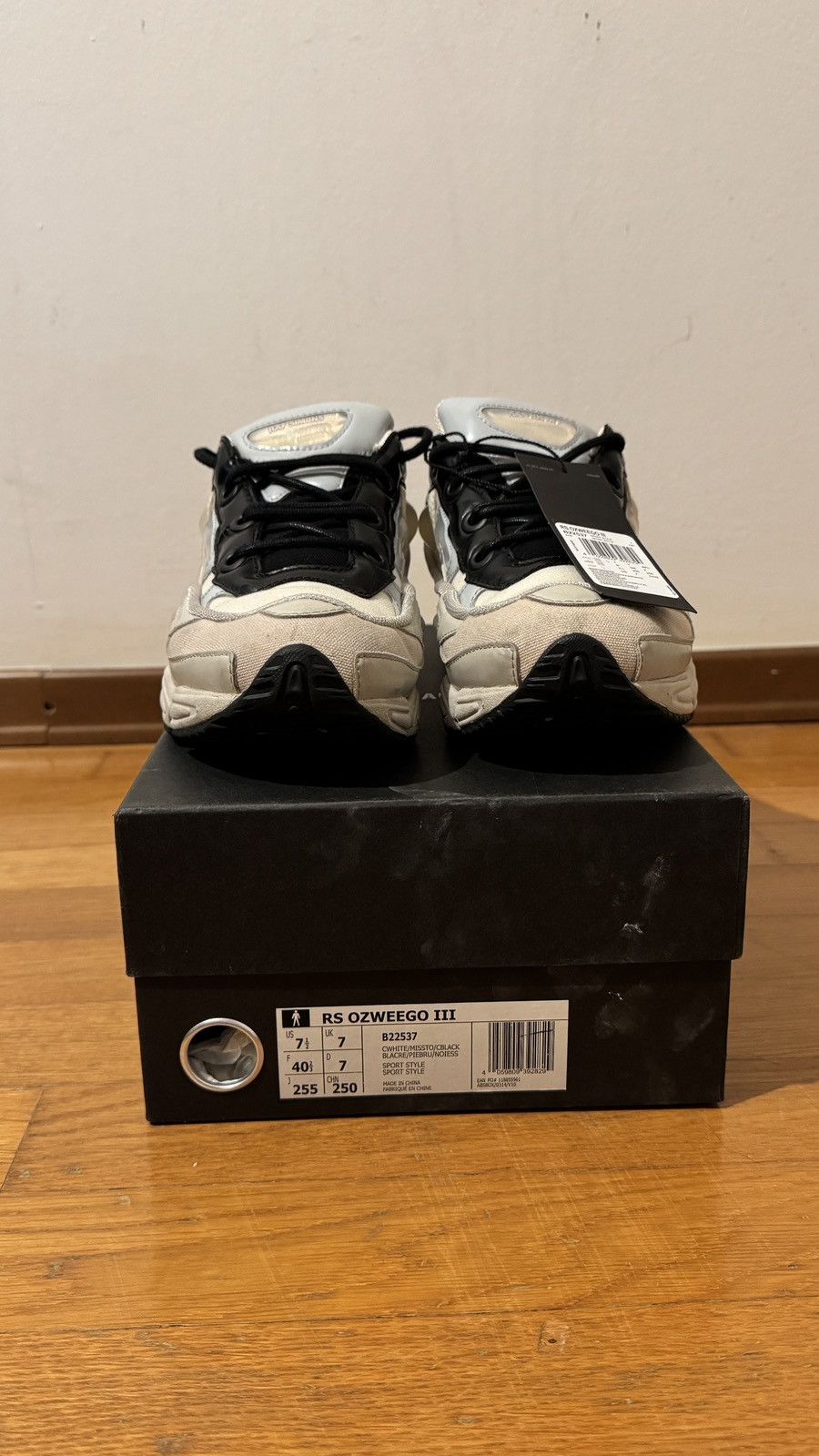 Adidas × Raf Simons Adidas x Raf Simons Ozweego Size US 7.5 / EU 40-41 - 2 Thumbnail