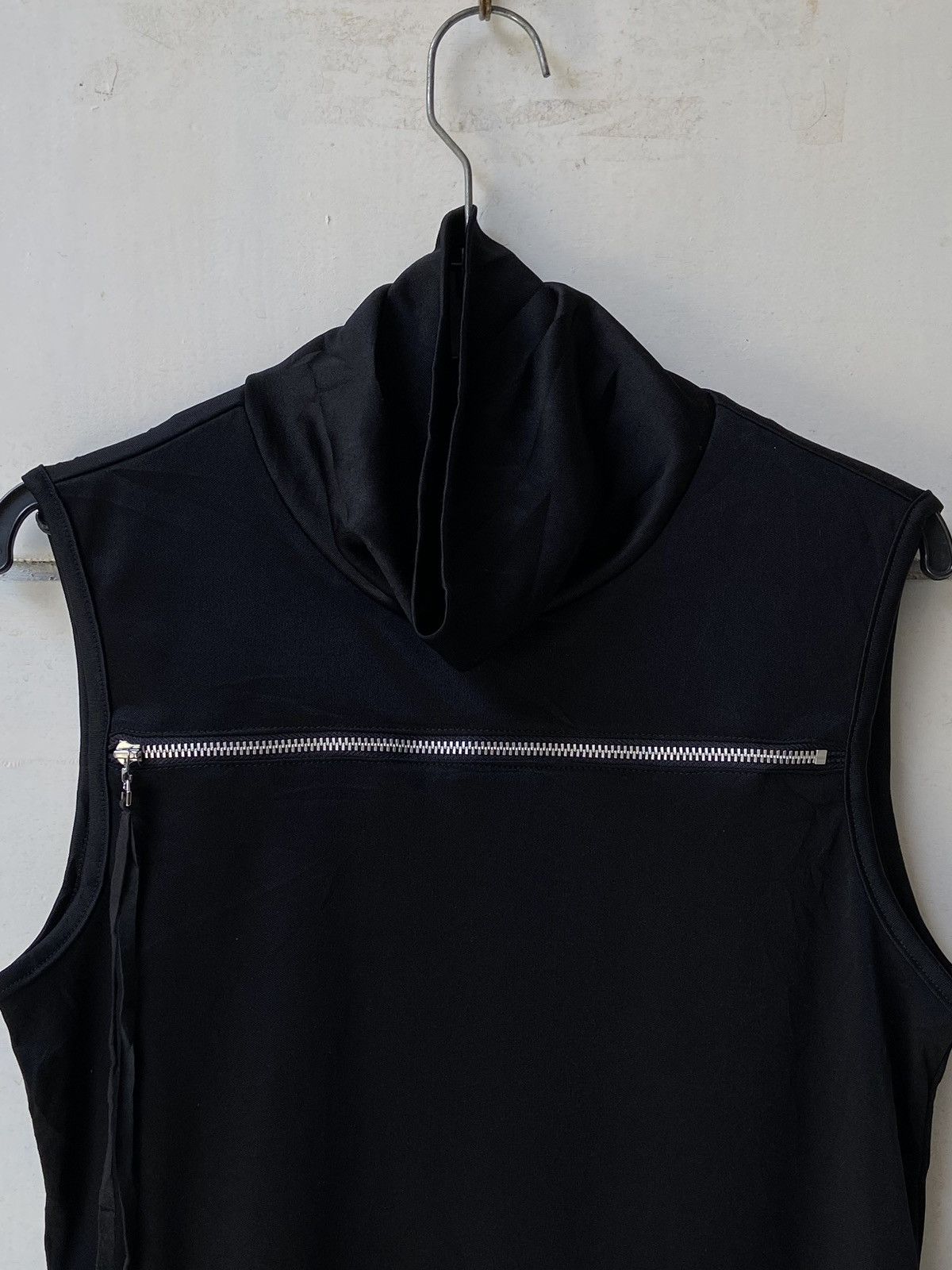 Karl Lagerfeld LAGERFELD Black Sleeveless T-Shirts Size US XS / EU 42 / 0 - 3 Thumbnail