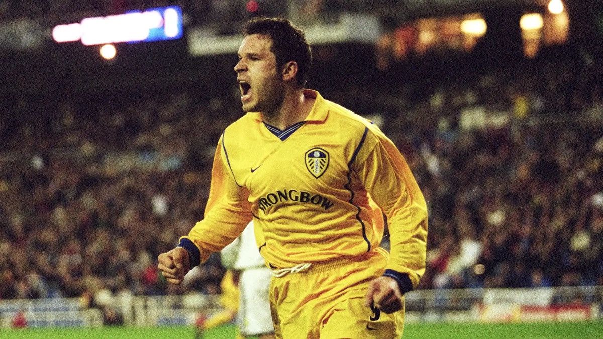 Nike Leeds United 00/02 away shirt #9 Viduka Size US S / EU 44-46 / 1 - 9 Thumbnail