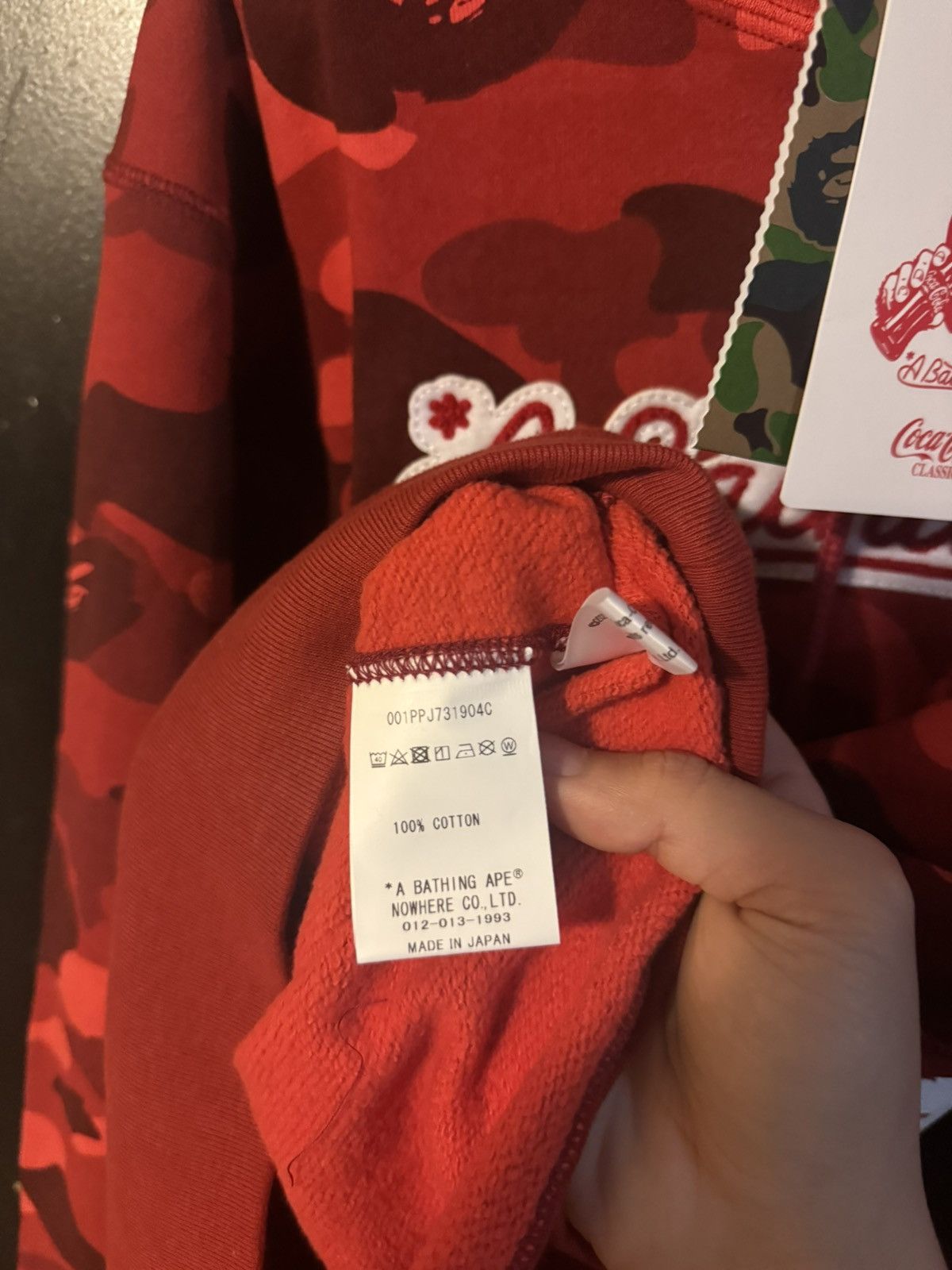 Bape Bape X Coca Cola Colar Camo Ape Head Pull over hoodie Size US L / EU 52-54 / 3 - 13 Thumbnail