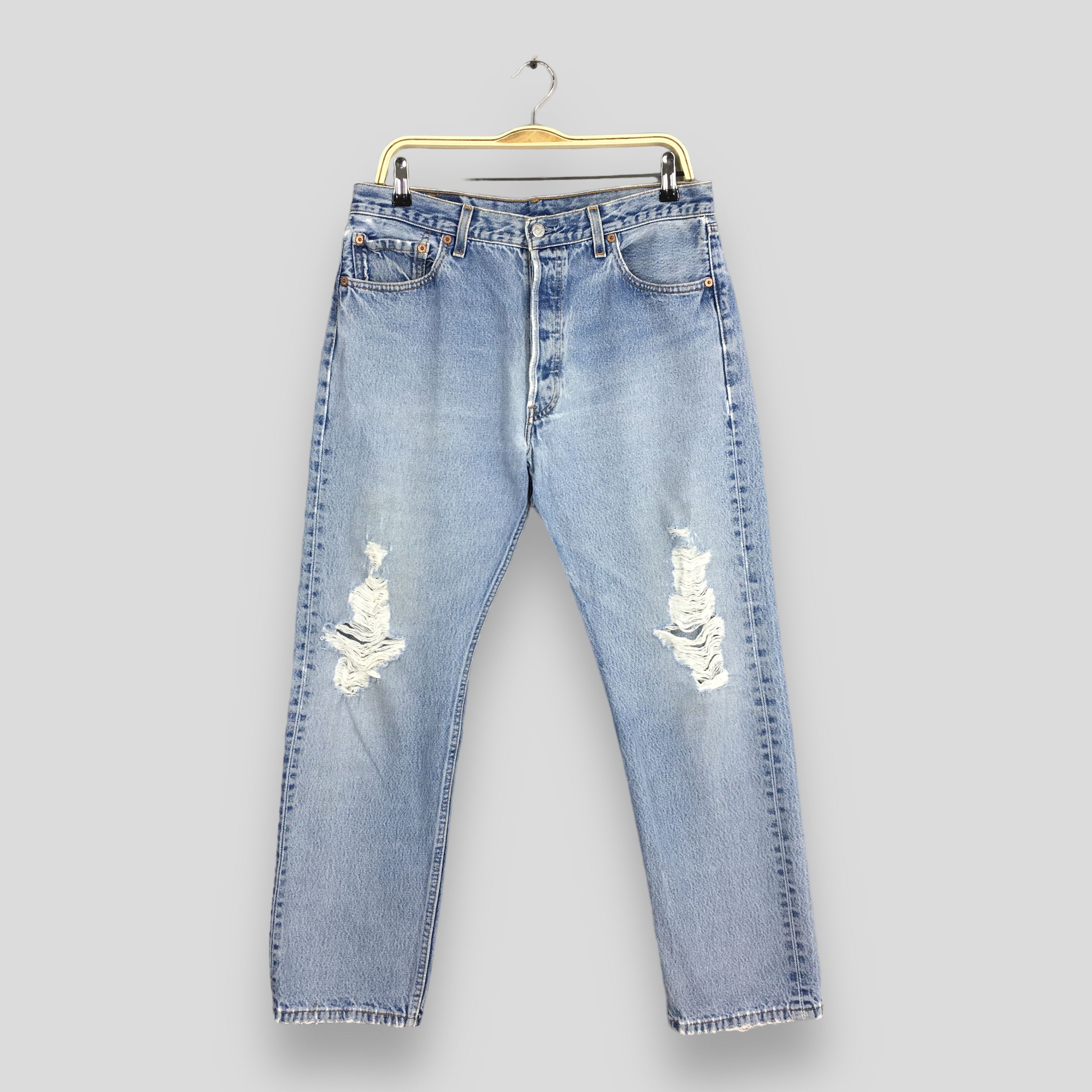 image of Size 32X28 Vintage 90's Levi's 501Xx Faded Blue Jeans, Men's
