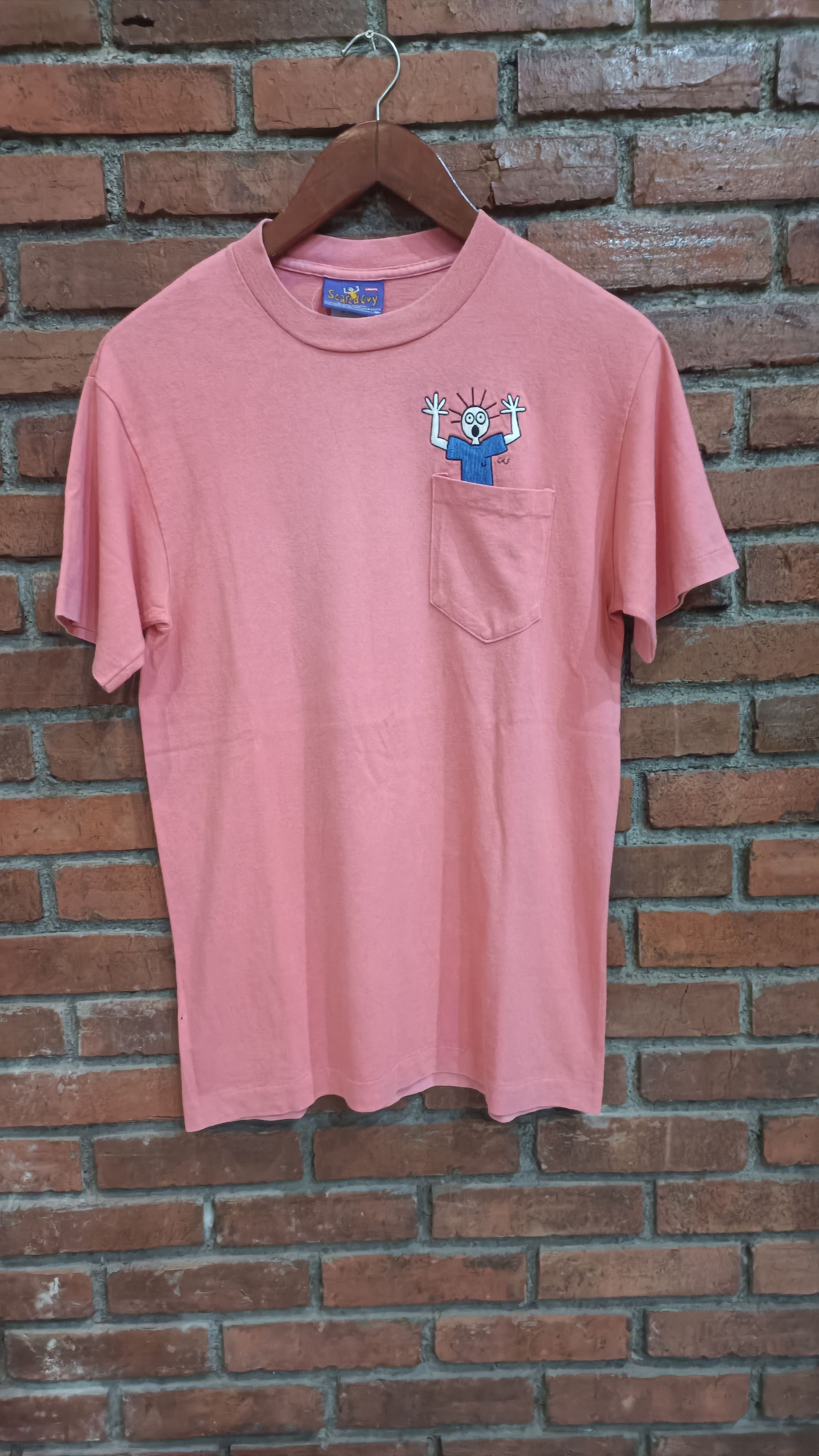 Levi's Vintage Clothing × Vintage 90's Levi's x scared guy pocket tee Size US M / EU 48-50 / 2 - 1 Thumbnail