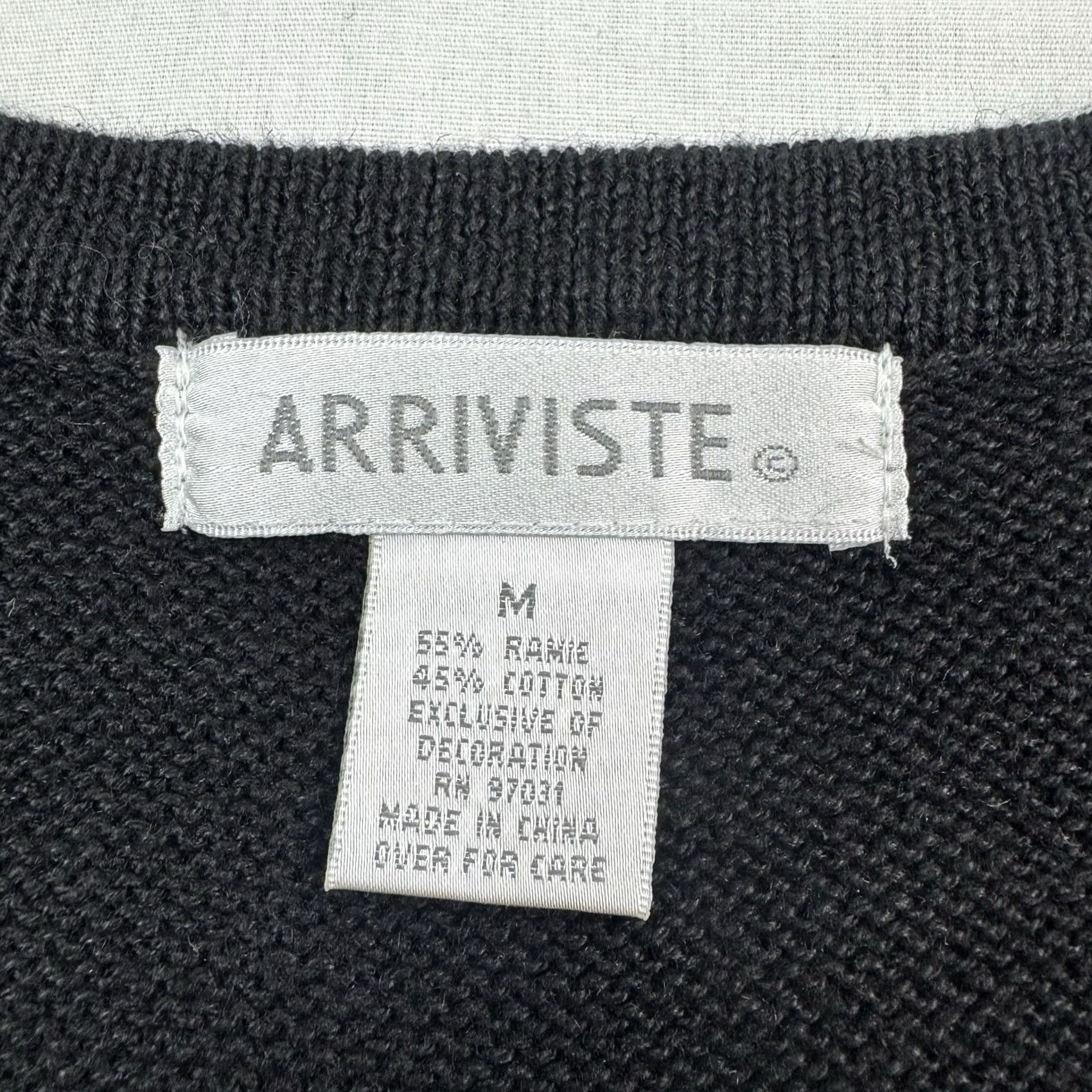 Vintage VINTAGE Arriviste Black Y2K Fall Sweater Vest Womens M Button V-Neck Size M / US 6-8 / IT 42-44 - 2 Thumbnail