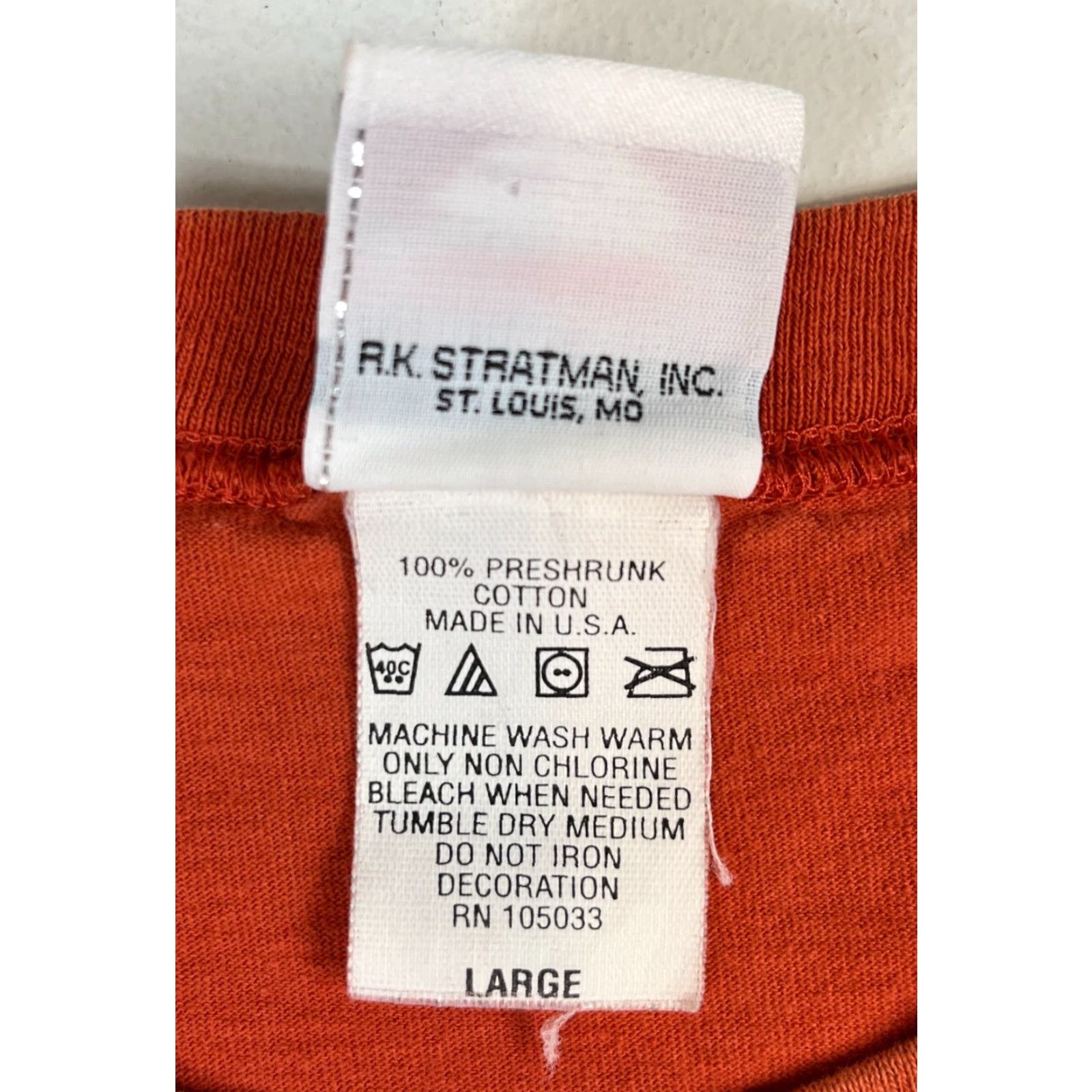 Harley Davidson Vintage Harley-Davidson Maui Hawaii Sleeveless Tee Men L Burnt Orange 2006 Made in USA T-Shirt Crew Neck Motorcycle Double-Sided Mens Size US L / EU 52-54 / 3 - 7 Thumbnail