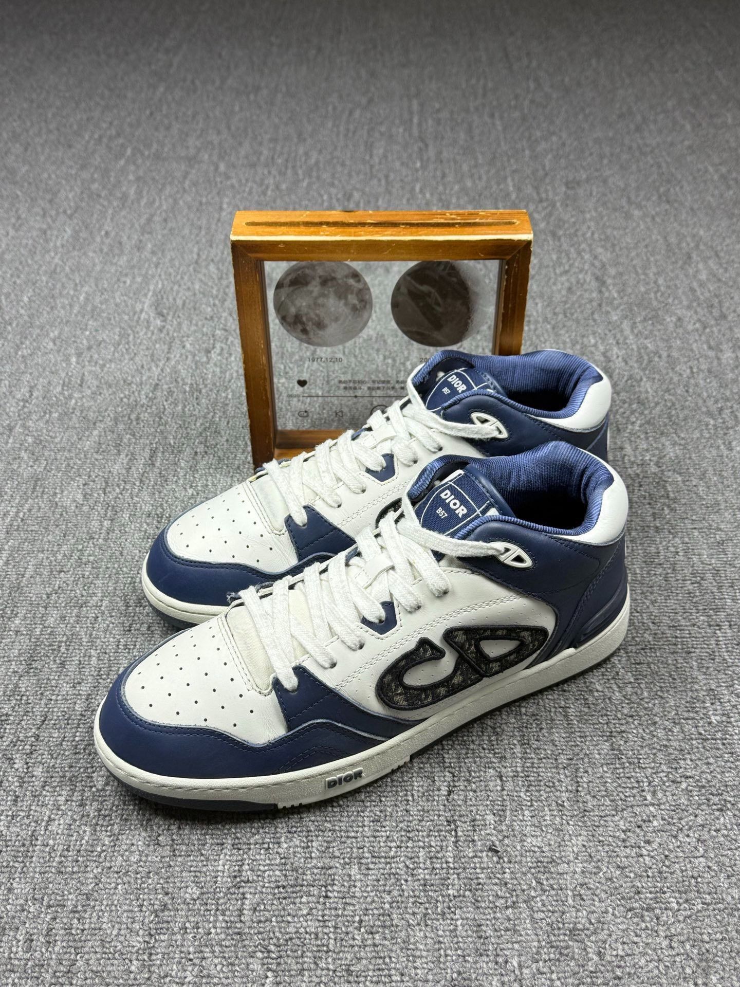 Dior Dior Printed Blue Lowtop Sneakers 10 Men Size US 10 / EU 43 - 1 Thumbnail