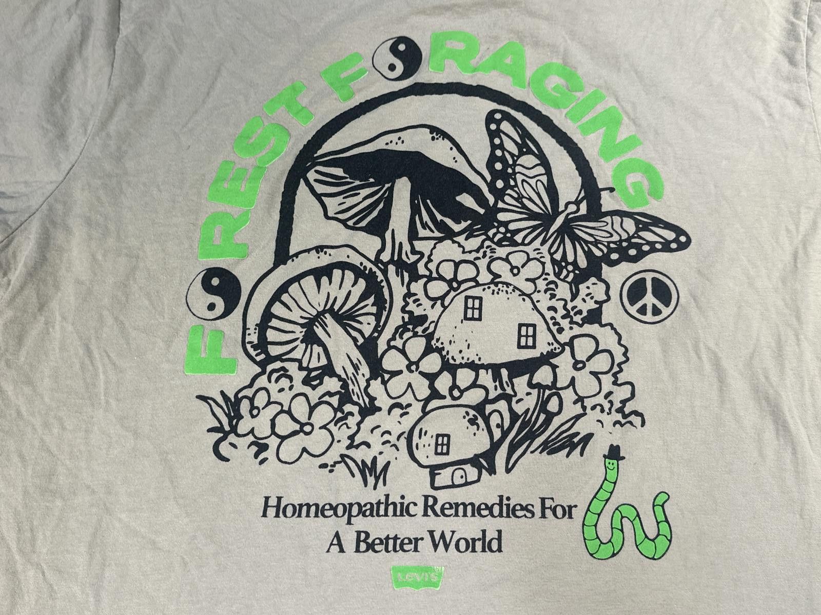 Levi's Levi’s "Forest Foraging" Worm Remedies Tee Men's Medium Size US M / EU 48-50 / 2 - 7 Thumbnail