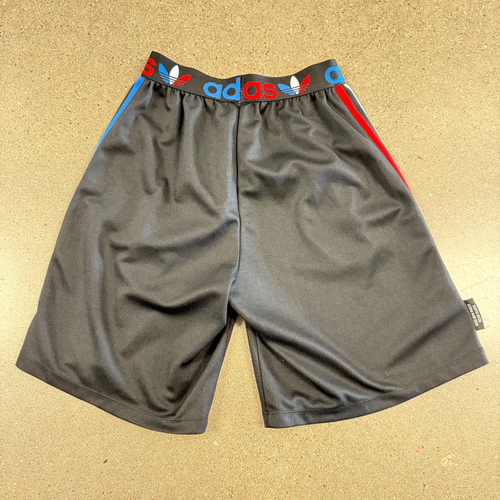 Adidas Adidas Primeblue Shorts XS Black RWB Stripes Parley Plastic Size US 28 / EU 44 - 9 Thumbnail