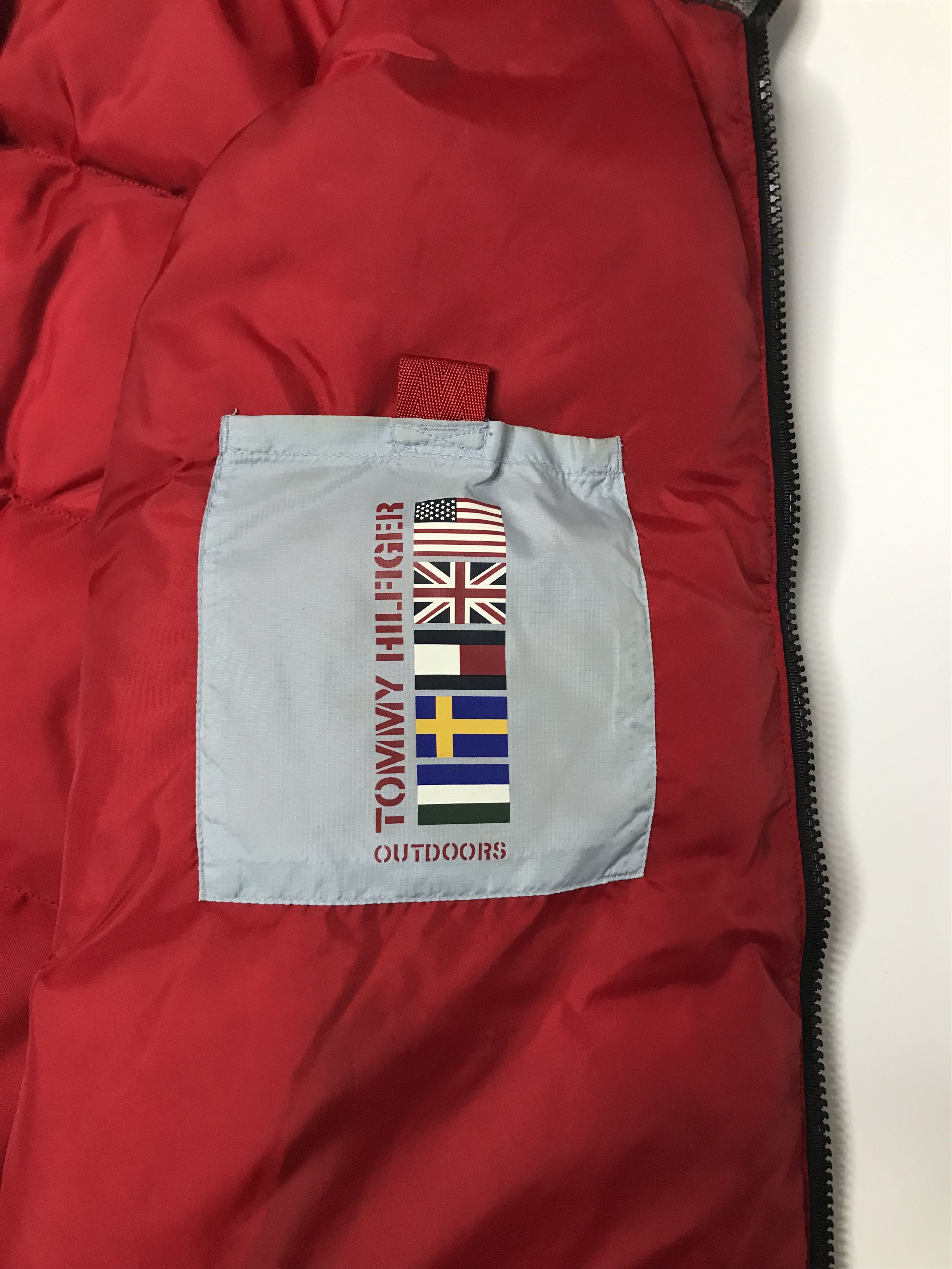 Tommy Hilfiger Tommy Hilfiger Vintage Down Puffer Vests Sz M Navy Size US M / EU 48-50 / 2 - 7 Thumbnail