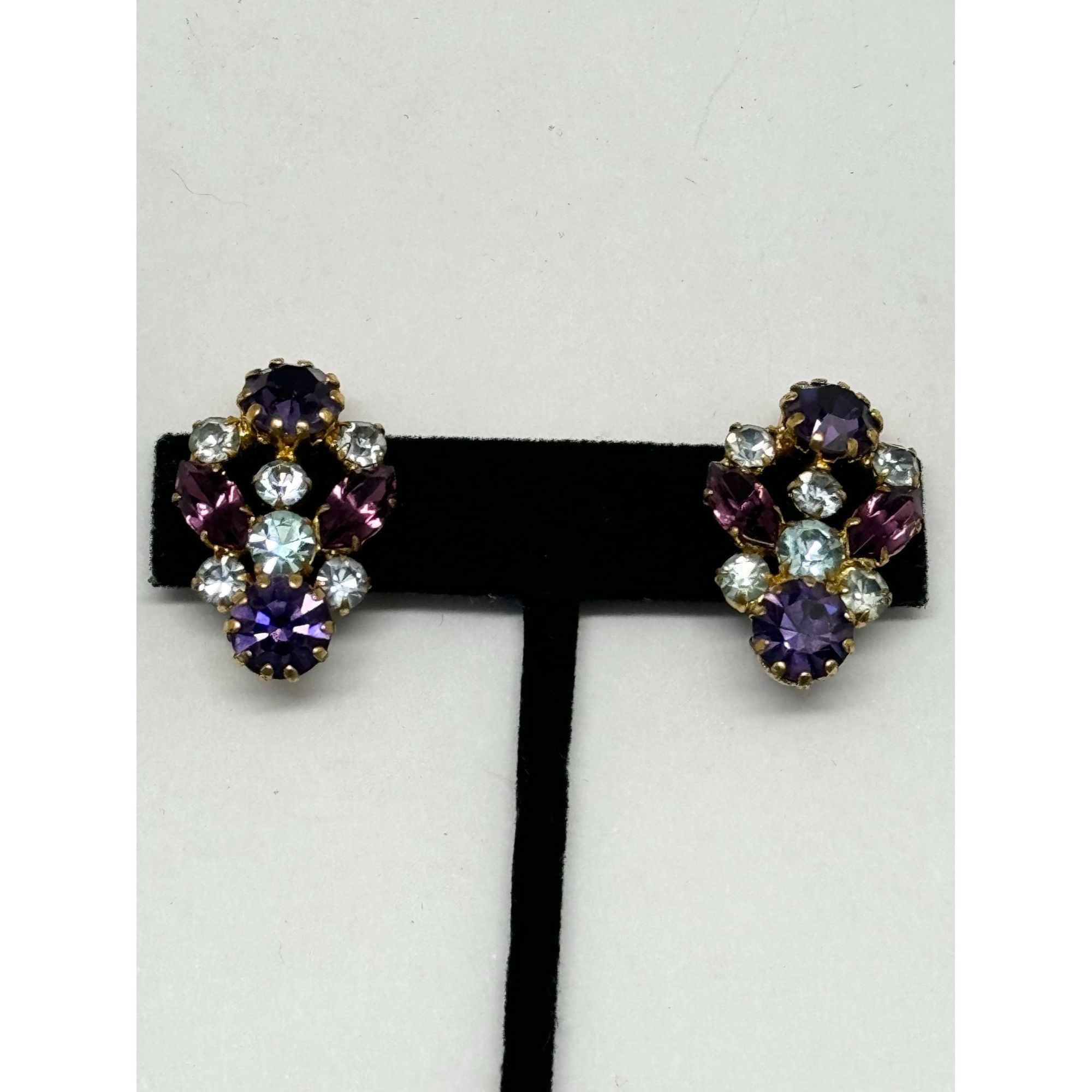 Vintage Vintage Austria Purple Rhinestone Earrings Size ONE SIZE - 6 Thumbnail