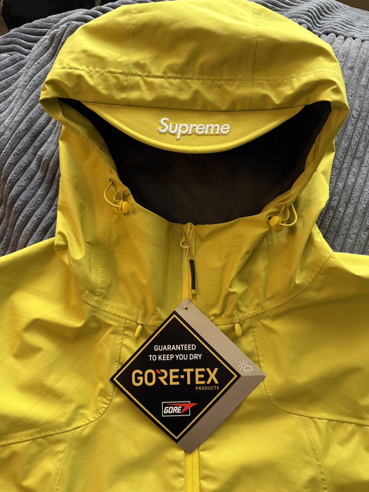 Supreme SUPREME Gonz Goretex Shell Jacket Size US XL / EU 56 / 4 - 3 Thumbnail
