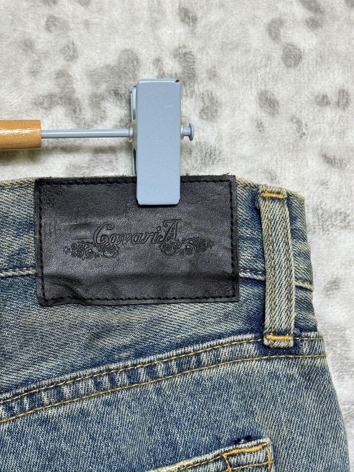 Vintage CavariA Distressed Mud Wash Whiskered Vkei jeans