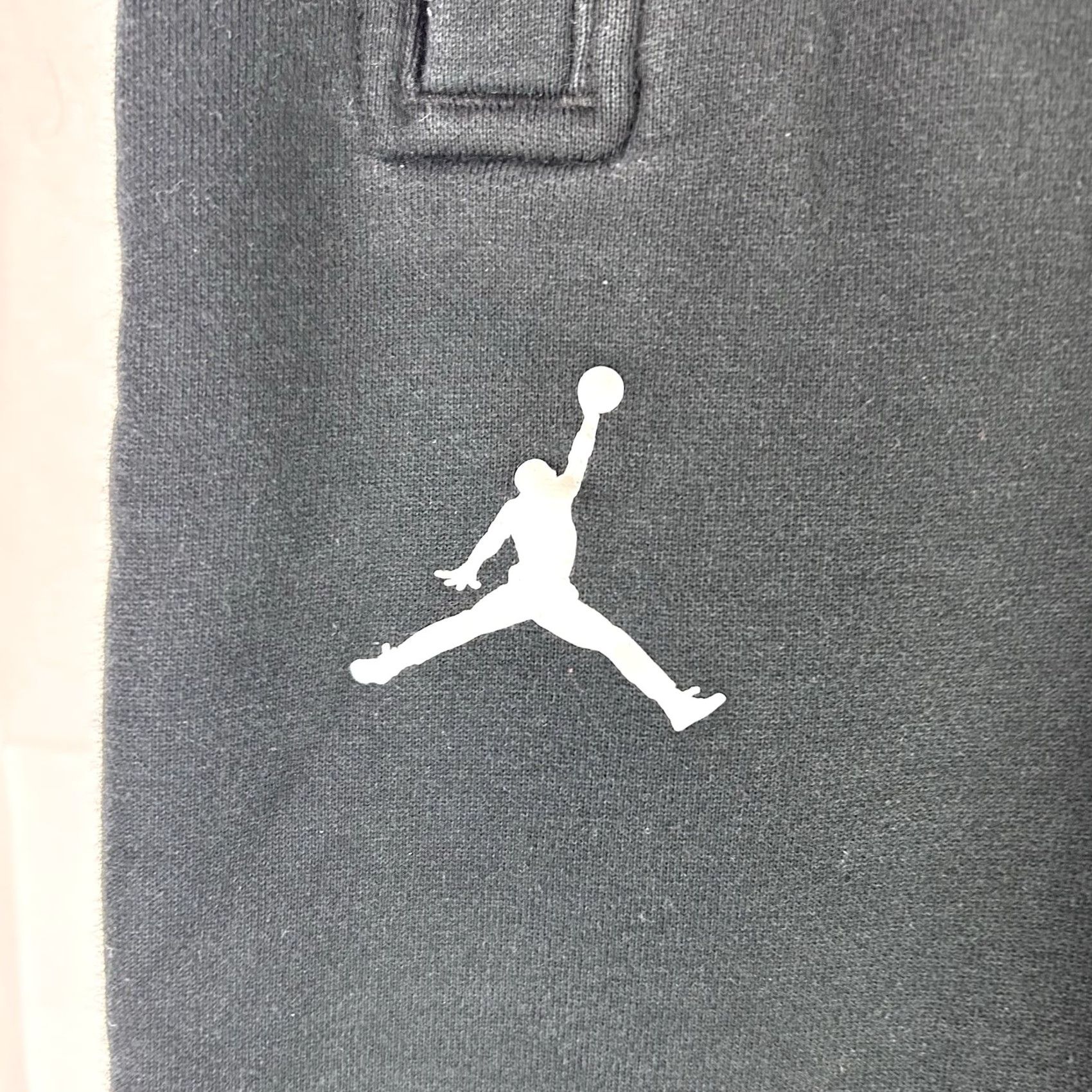 Nike VINTAGE NIKE Air Jordan Men's XS Jogger Pants DC9635-010 Black Sports Fleece Slim Inseam 26 in Mens Size US 27 - 7 Thumbnail