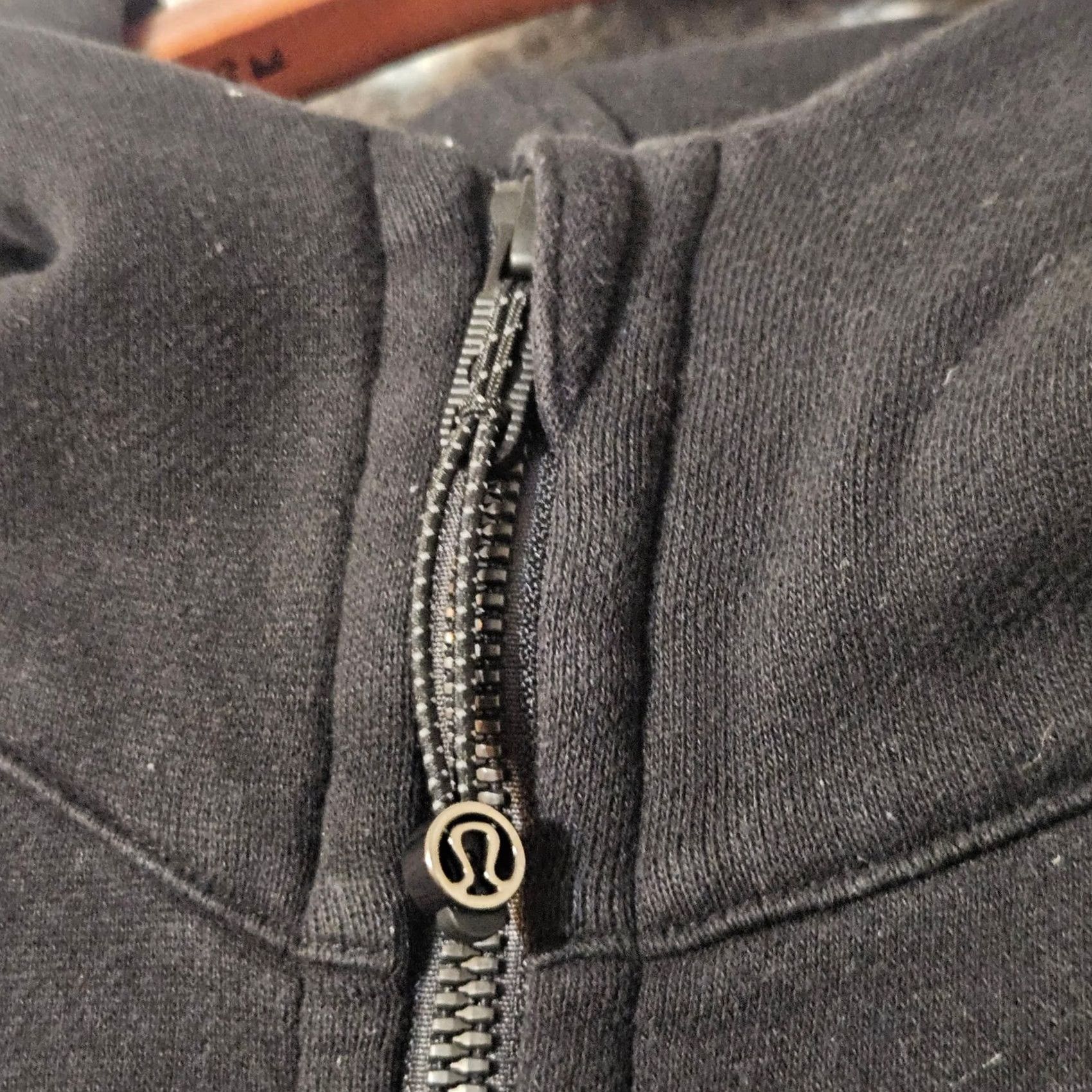 Lululemon Lululemon Hoodie Oversized 1/2 Zip Black M/L Size M / US 6-8 / IT 42-44 - 4 Thumbnail