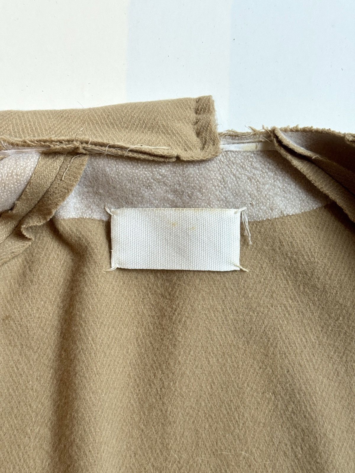 Maison Margiela FW 1997 Runway Deconstructed Coat / Basting Jacket in Cream Size L / US 10 / IT 46 - 17 Thumbnail