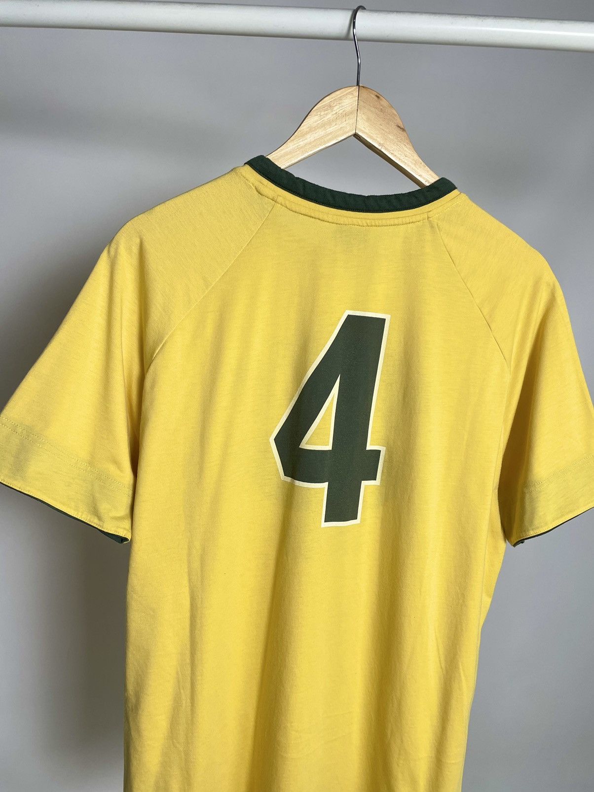 Nike Nike 🇧🇷 Vintage Oregon track yellow green jersey tee shirt Size US XL / EU 56 / 4 - 11 Thumbnail