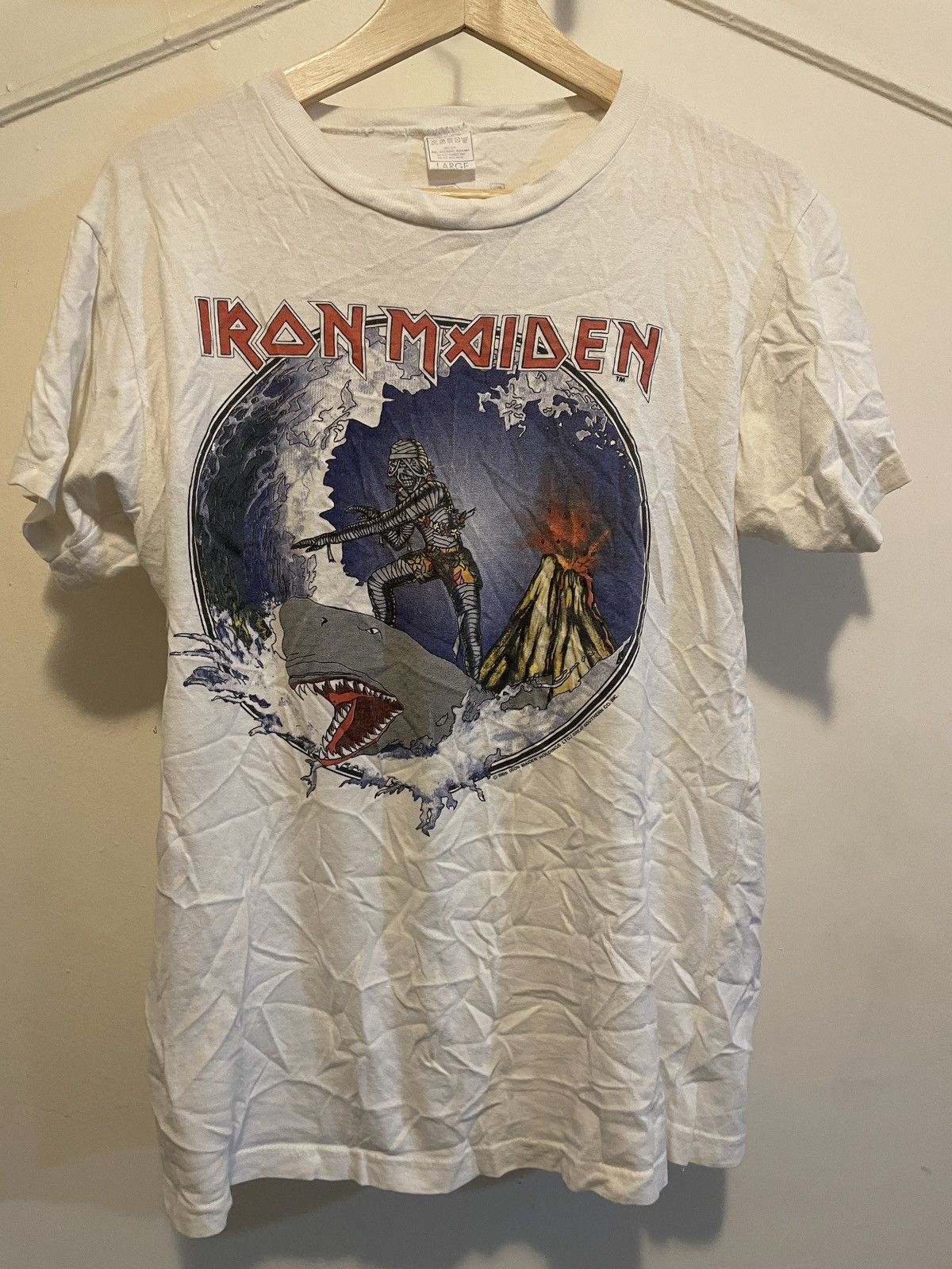 Band Tees iron maiden shark 1985 Sz L Size US L / EU 52-54 / 3 - 1 Thumbnail