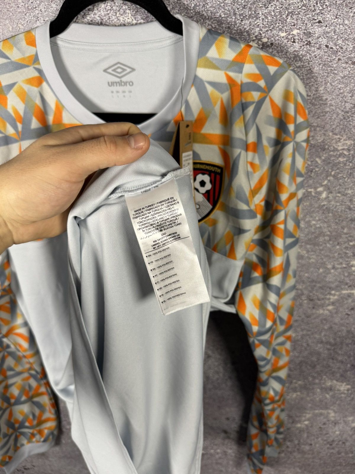 Umbro × Vintage NWT Bournemouth 2022/23 GK Away Umbro Jersey Blokcore Large Size US L / EU 52-54 / 3 - 12 Thumbnail