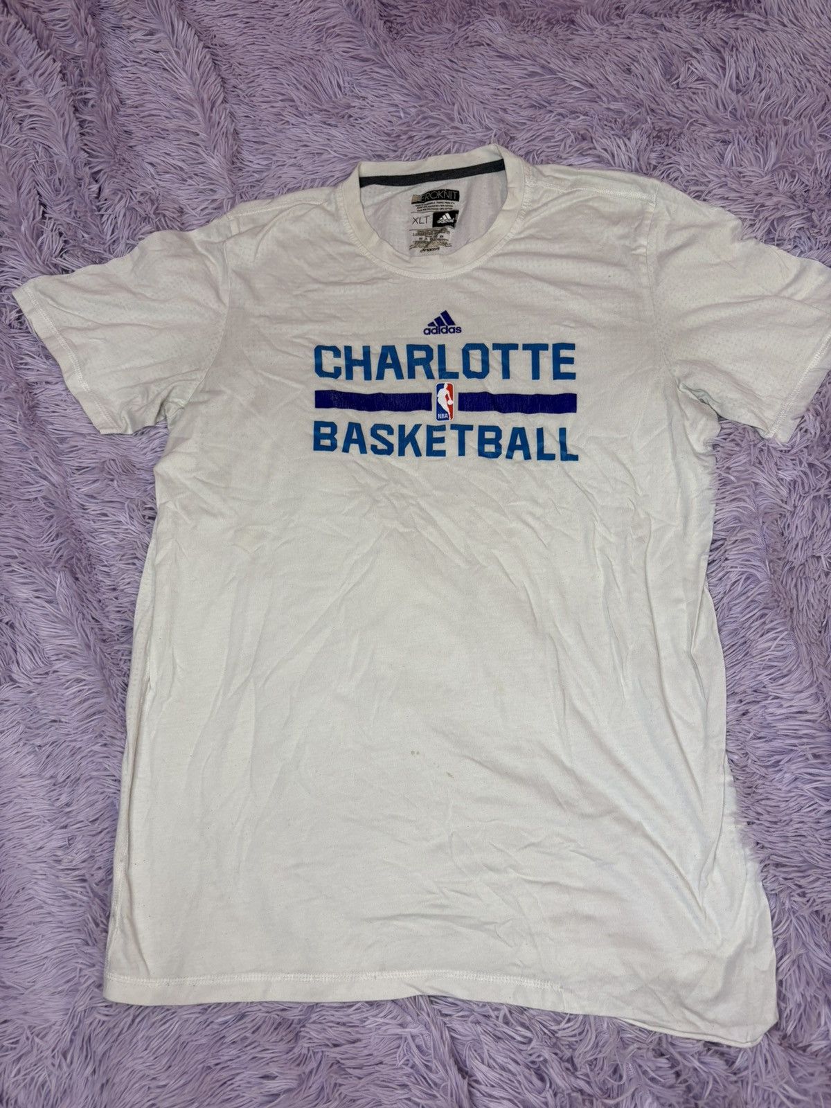 Adidas Adidas Charlotte basketball tee Size US XL / EU 56 / 4 - 1 Thumbnail