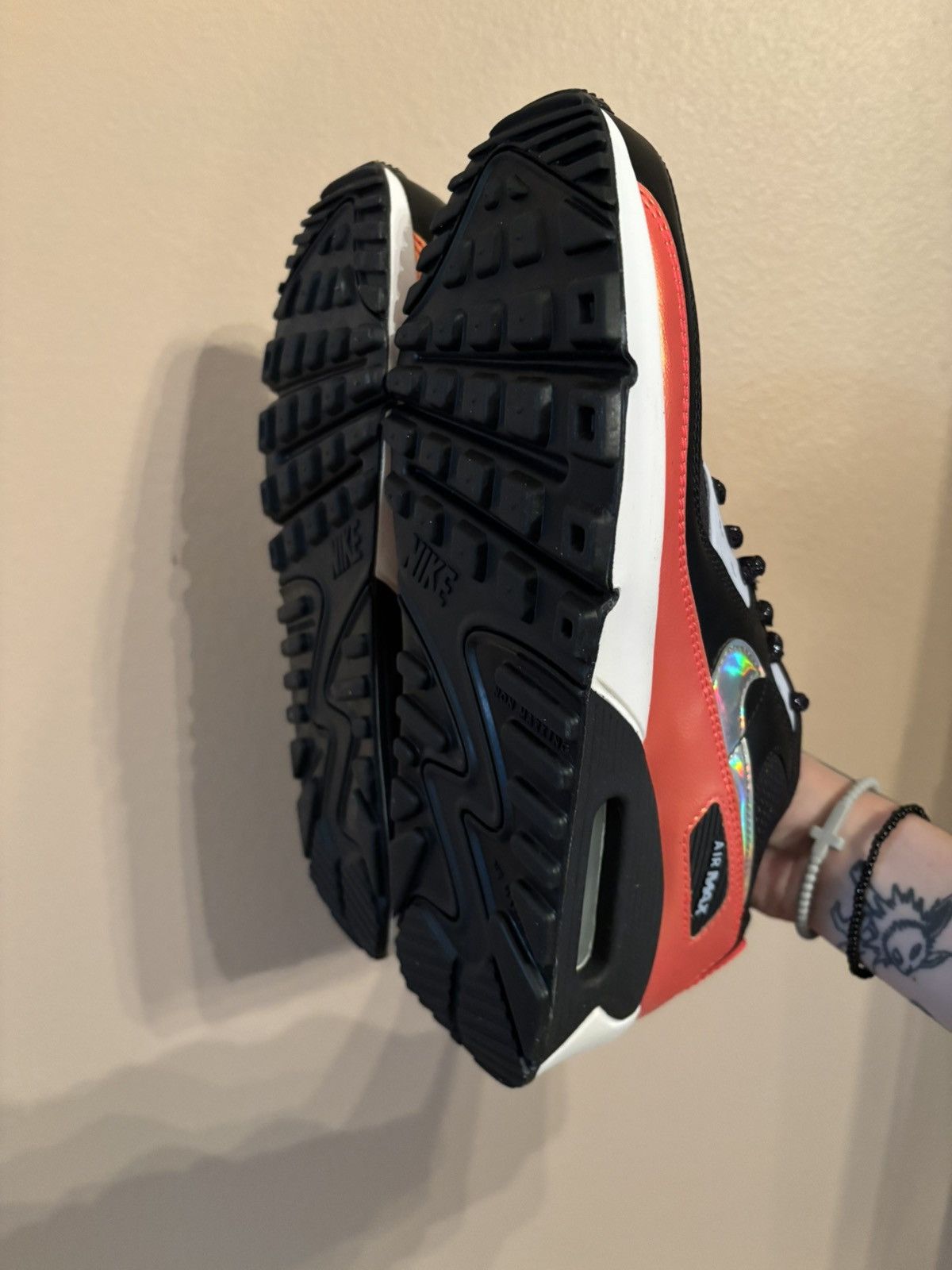 Nike Nike Air Max 90 FP GS 'Black Laser Crimson’ Size US 8.5 / IT 38.5 - 5 Thumbnail