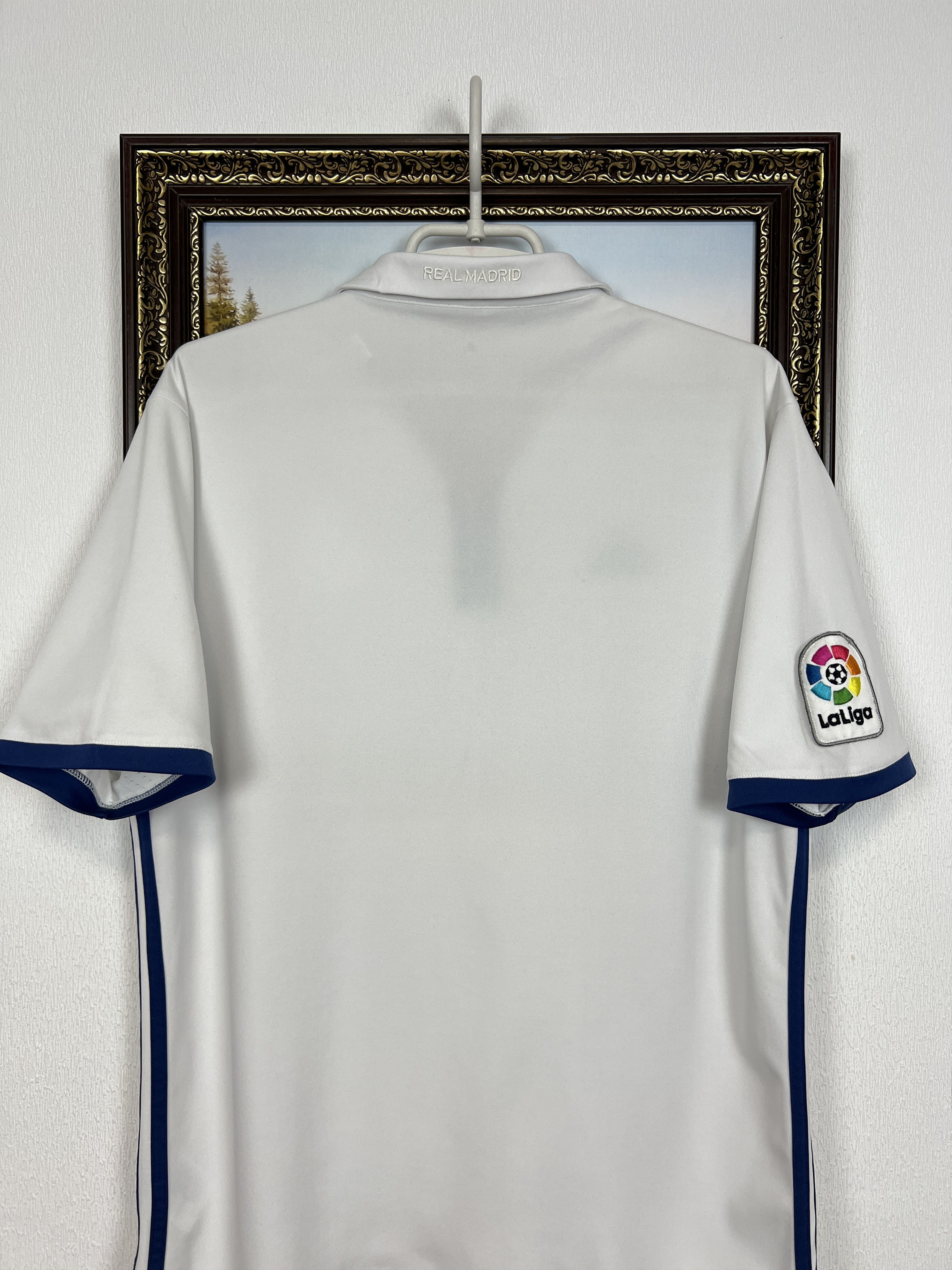 Adidas Real Madrid football shirt 2016 Soccer Adidas Tee Hype Size US M / EU 48-50 / 2 - 17 Thumbnail