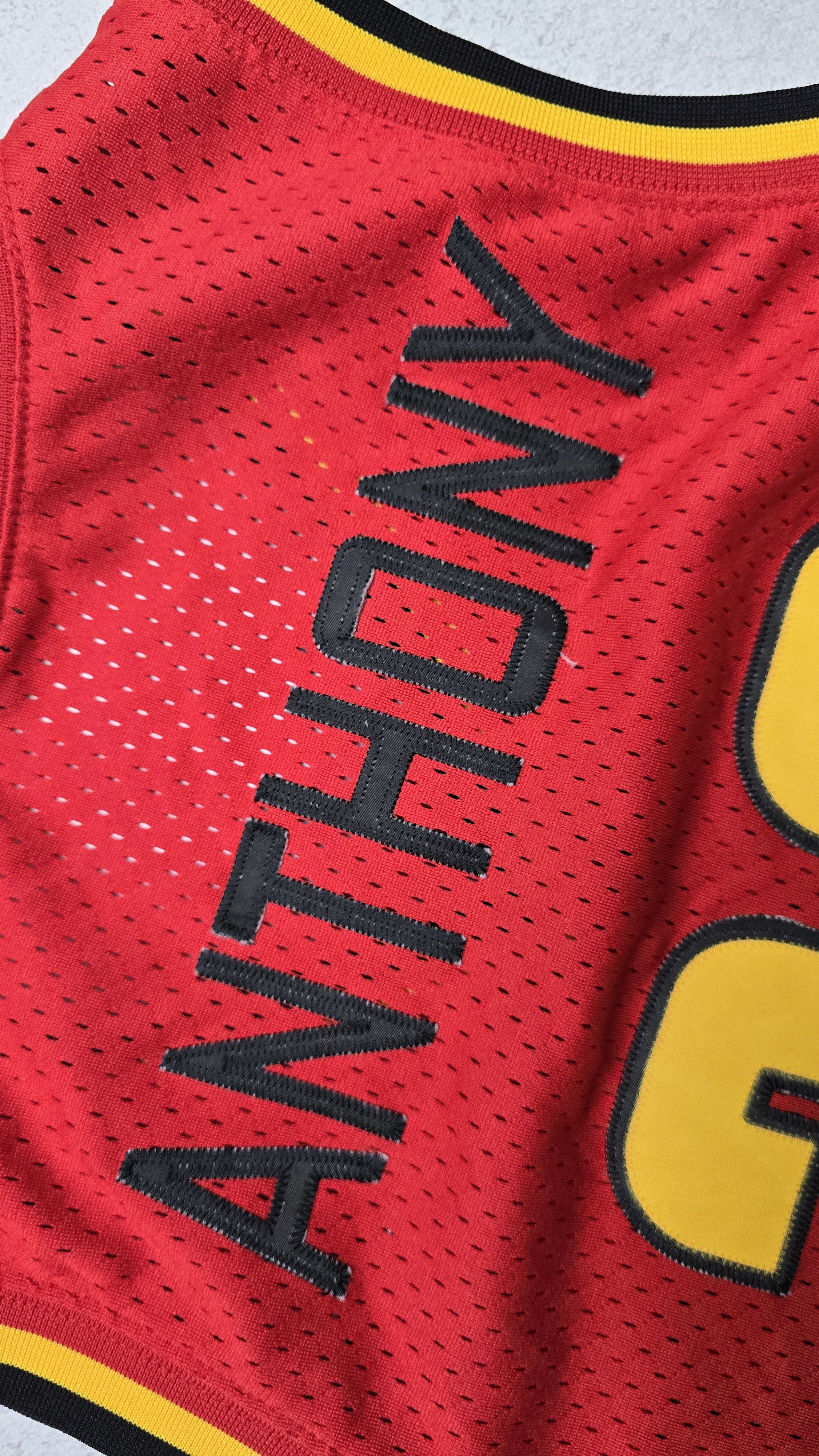 Jordan Brand VTG Carmelo Anthony #22 Size US S / EU 44-46 / 1 - 6 Thumbnail