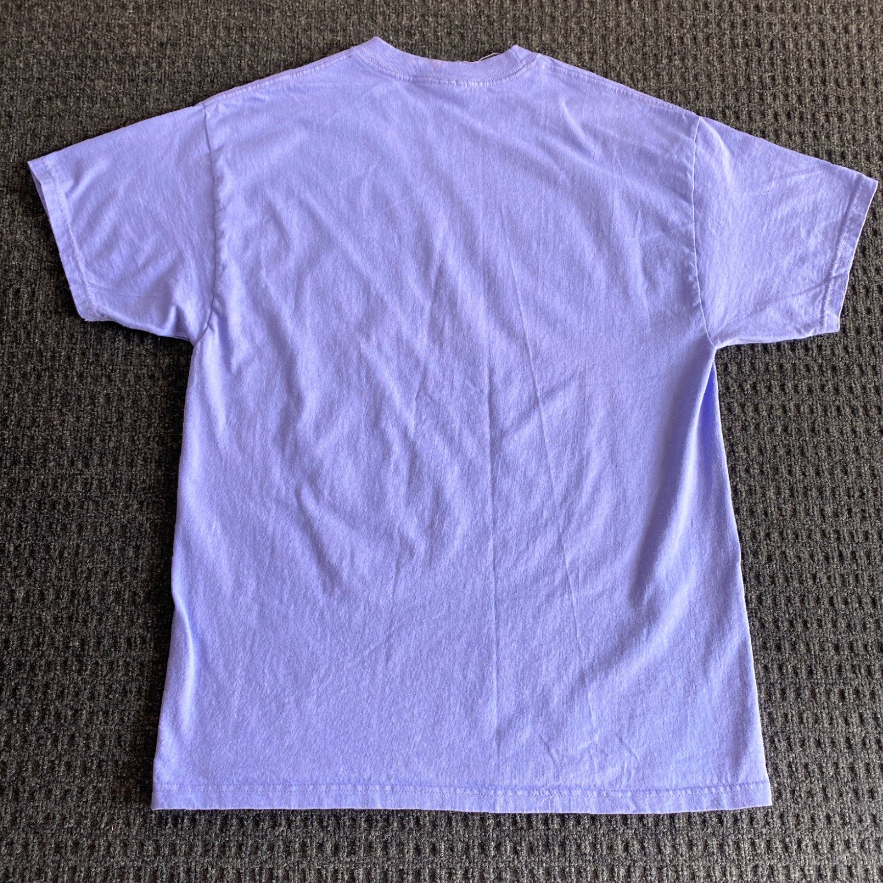 Port & Company VINTAGE Port & Company T-Shirt L Purple Gold Ornate Excellent Purple Size US L / EU 52-54 / 3 - 3 Thumbnail