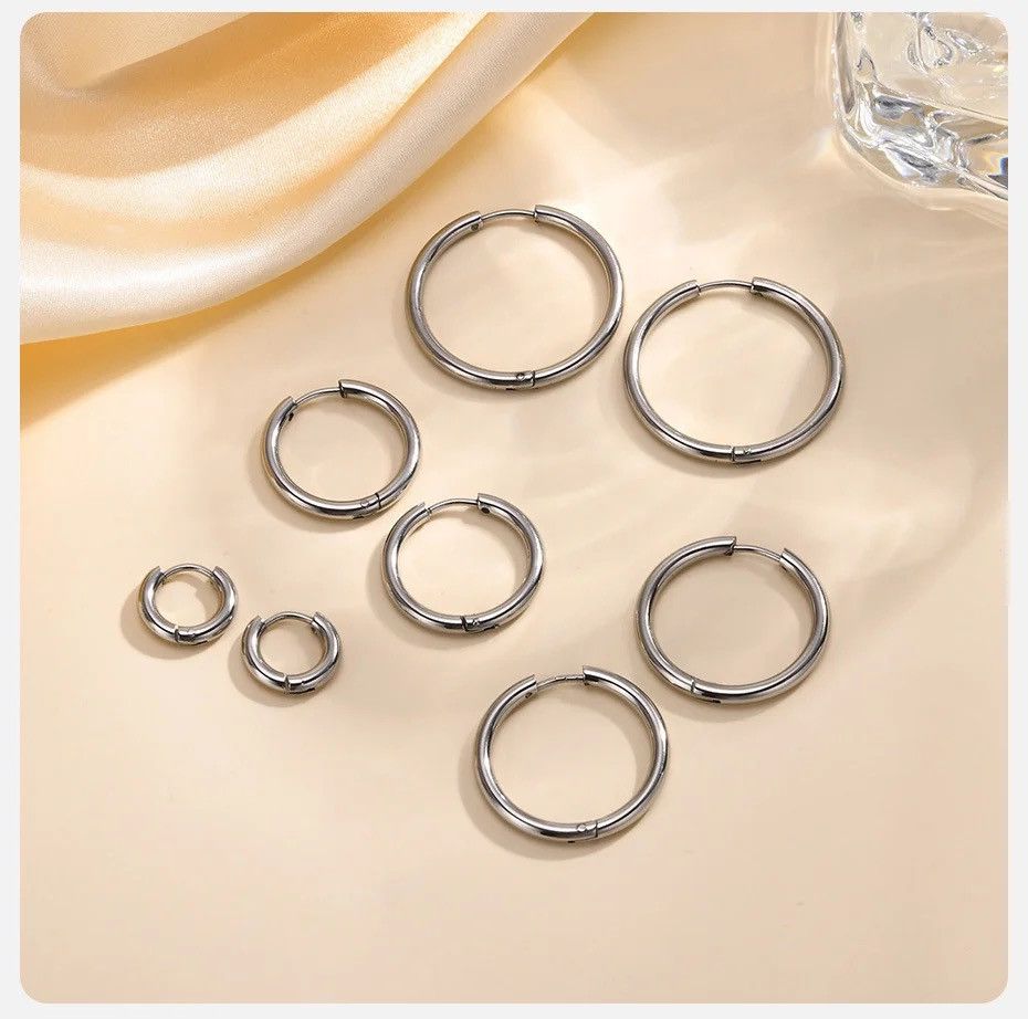 Other Simple Minimalist Earrings Size ONE SIZE - 1 Thumbnail