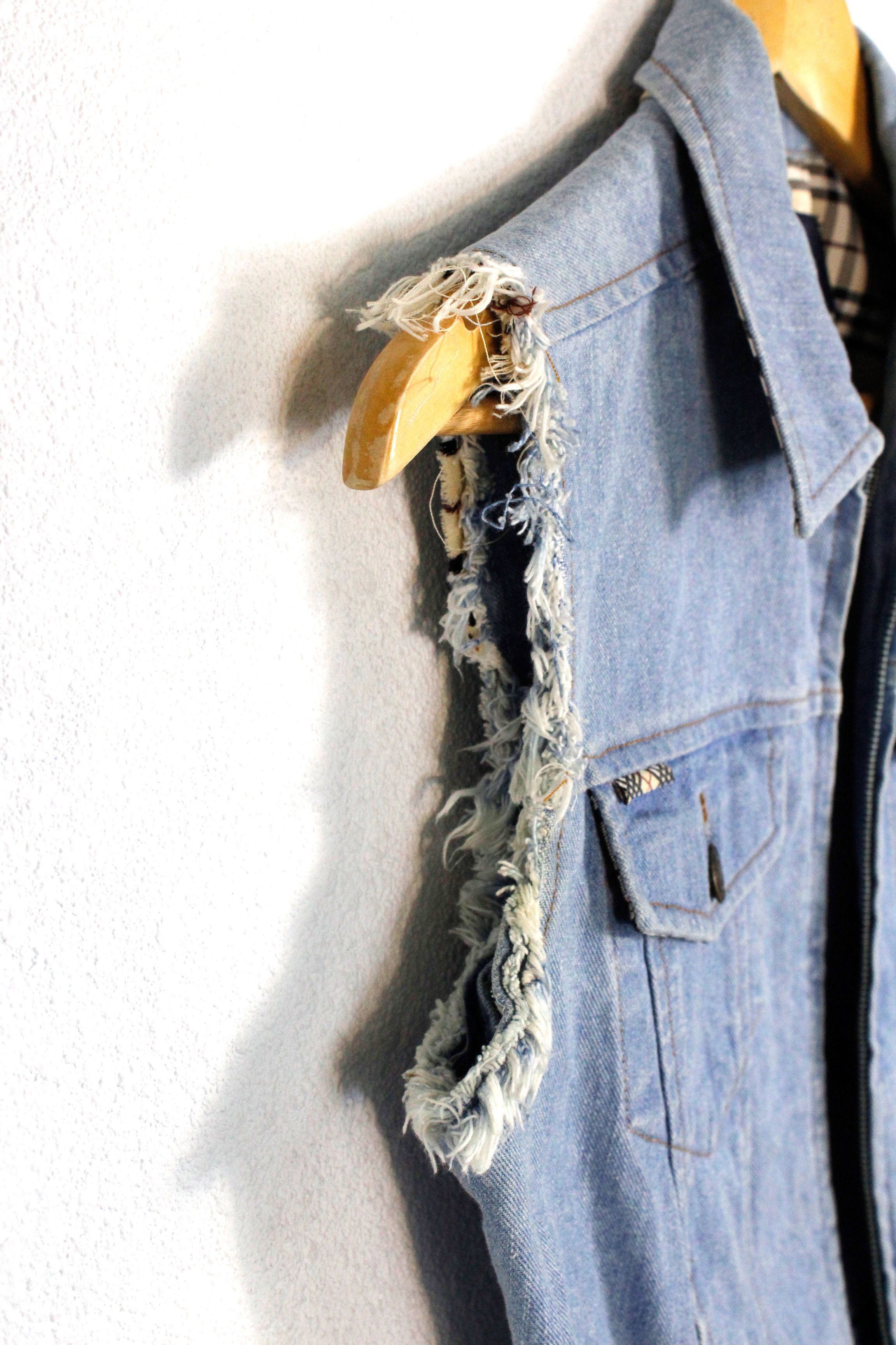Burberry Burberry Collar Beige Check Blue Denim Zip Jeans Vest Size S / US 4 / IT 40 - 7 Thumbnail