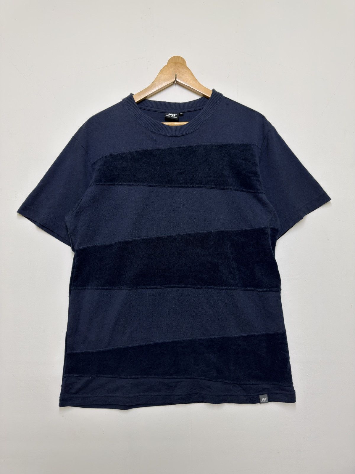 Helly Hansen Vintage Helly Hansen Patchwork Stripe Textured Short Sleeve Size US M / EU 48-50 / 2 - 1 Thumbnail