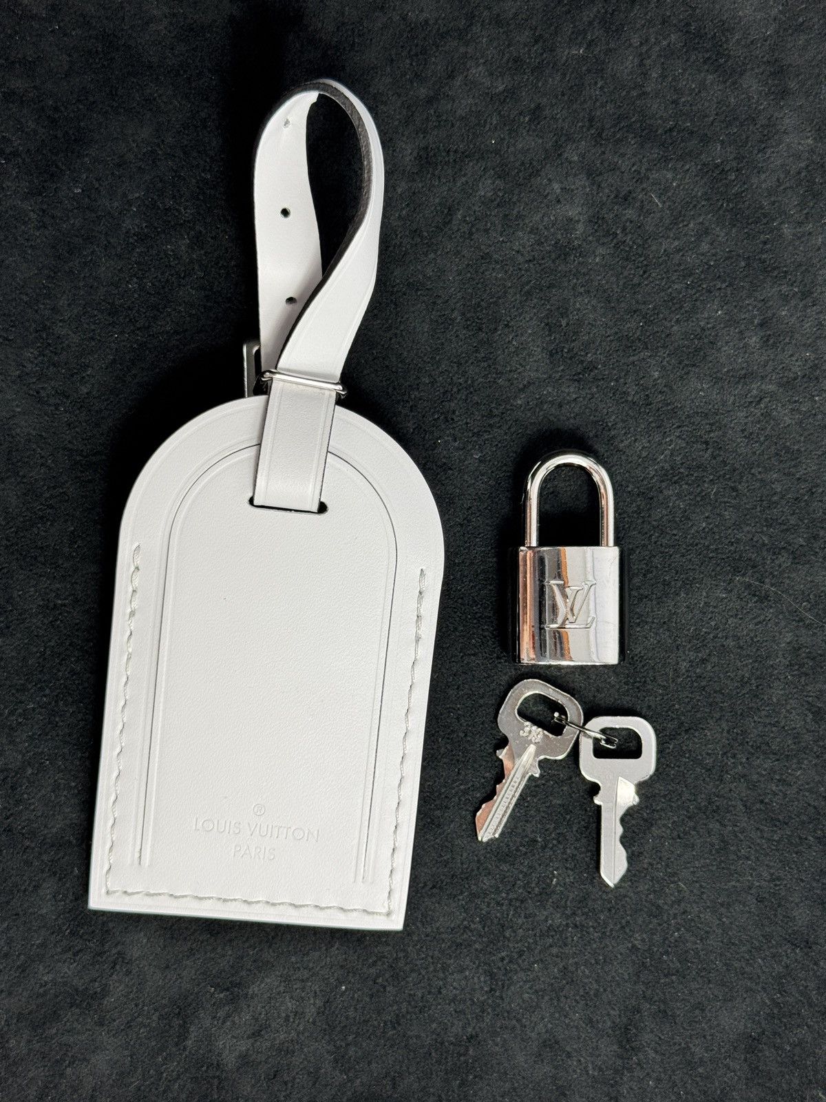 Louis Vuitton Bisten 50 Suitcase Size ONE SIZE - 12 Thumbnail