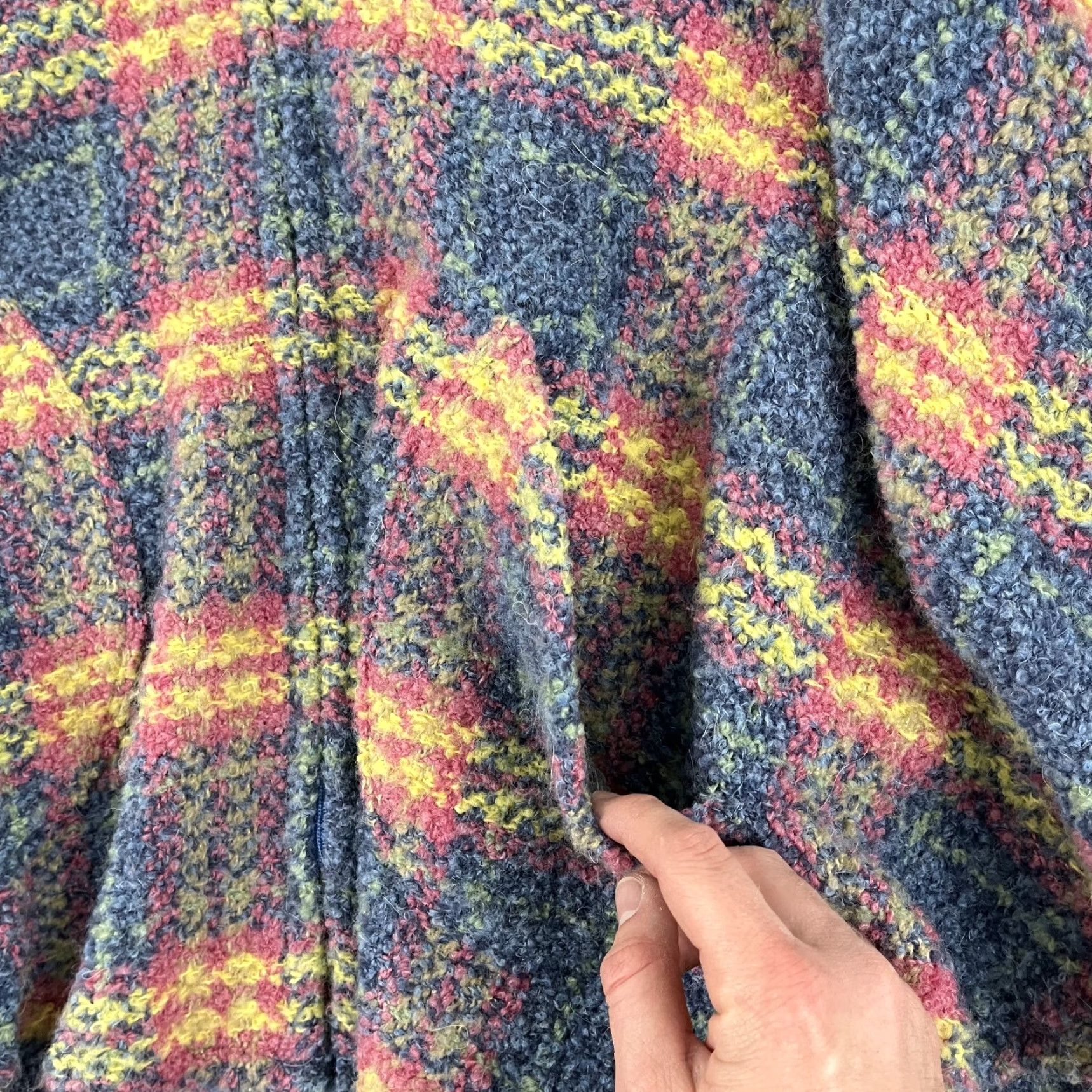 Vintage VINTAGE John Branigan Weavaers Cape Poncho Sweater Womens OS One Size Full Zip Plaid Size ONE SIZE - 4 Thumbnail