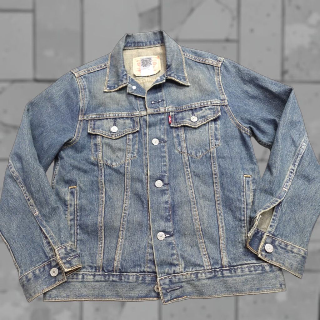Levi's Levi's Womens Denim Jacket Short Trucker Medium Blue Cotton Jacket Women Regular Size M Color Blue Casual Everyday Size 32" / US 10 / IT 46 - 1 Thumbnail