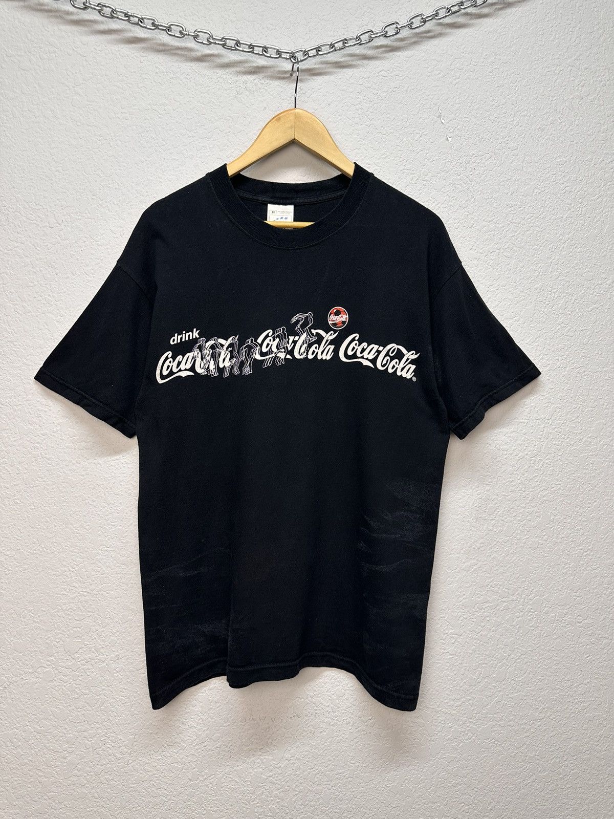 Other Vintage Usa Coca Cola Y2k Distressed Faded opium Red T-shirt Size US M / EU 48-50 / 2 - 1 Thumbnail