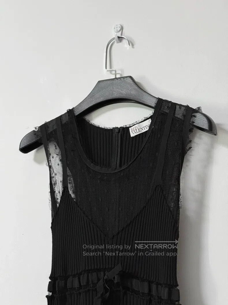 Valentino Valentino Knitted lace mesh skirt| Size M / US 6-8 / IT 42-44 - 1 Thumbnail
