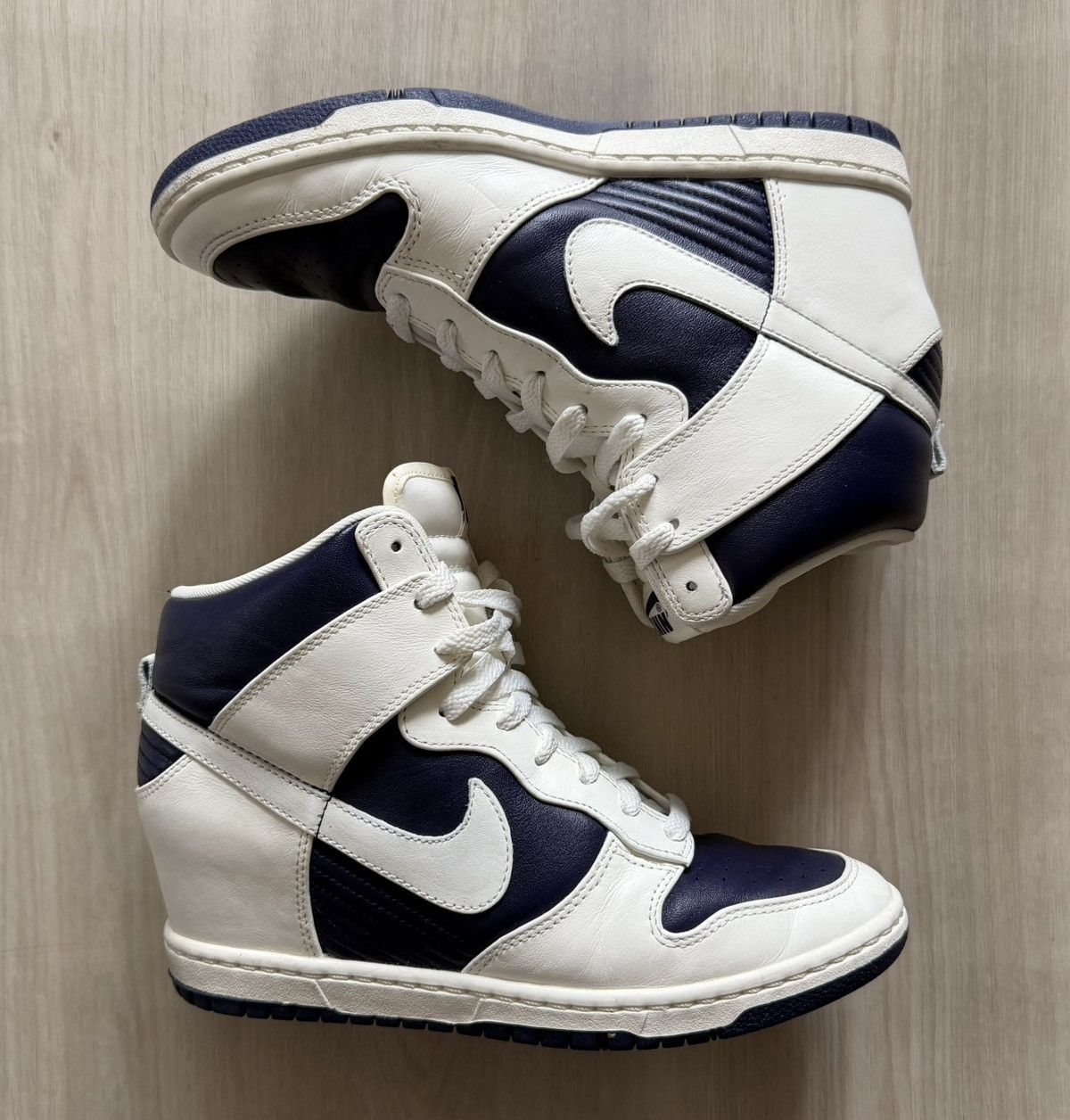 Nike Nike Dunk Sky High Womens Sz 9.5 US Purple Athletic Shoes Size US 9.5 / IT 39.5 - 1 Thumbnail