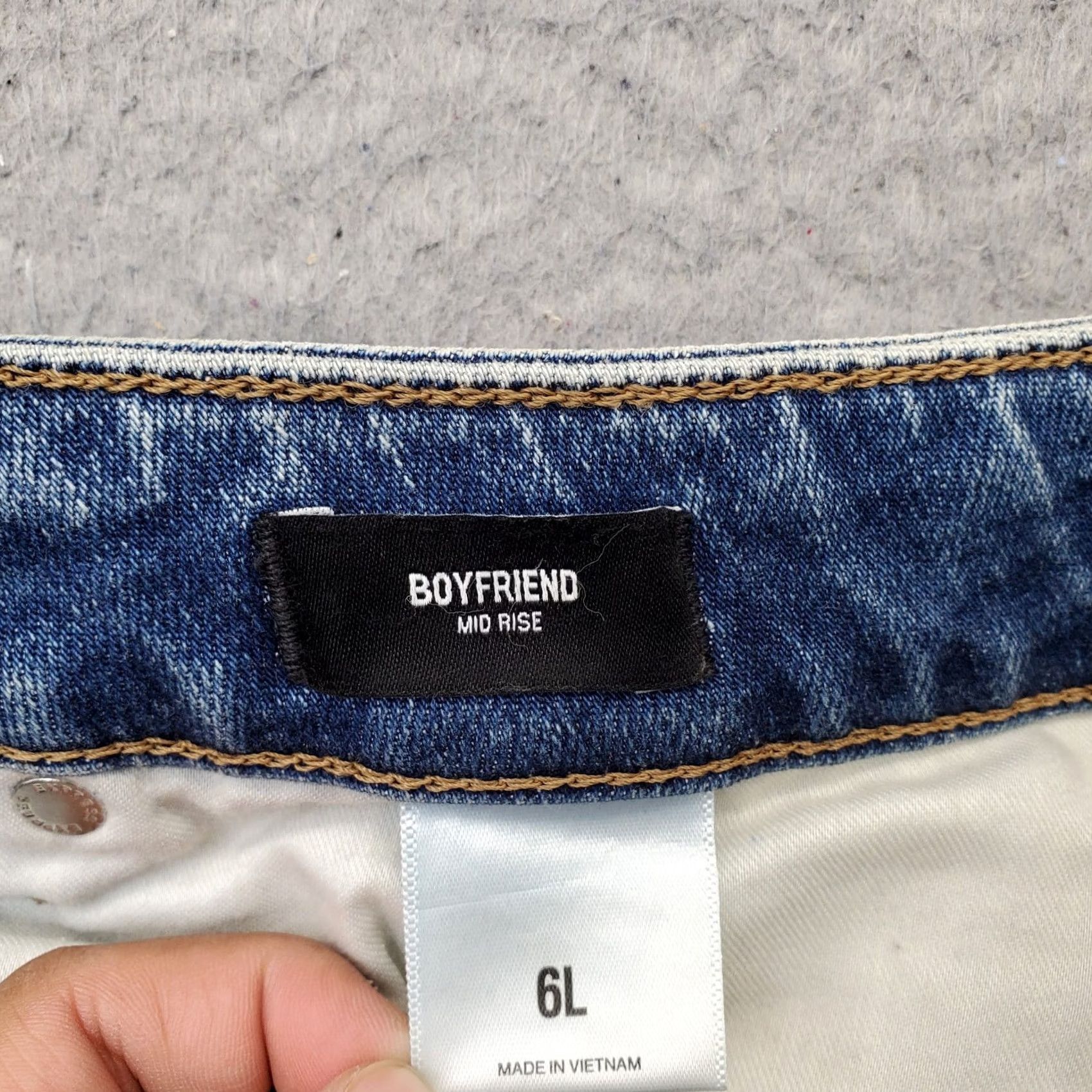Express Express Boyfriend Jeans Womens 6L Blue Denim Mid Rise Distressed Button Fly Jeans Size 28" / US 6 / IT 42 - 7 Thumbnail