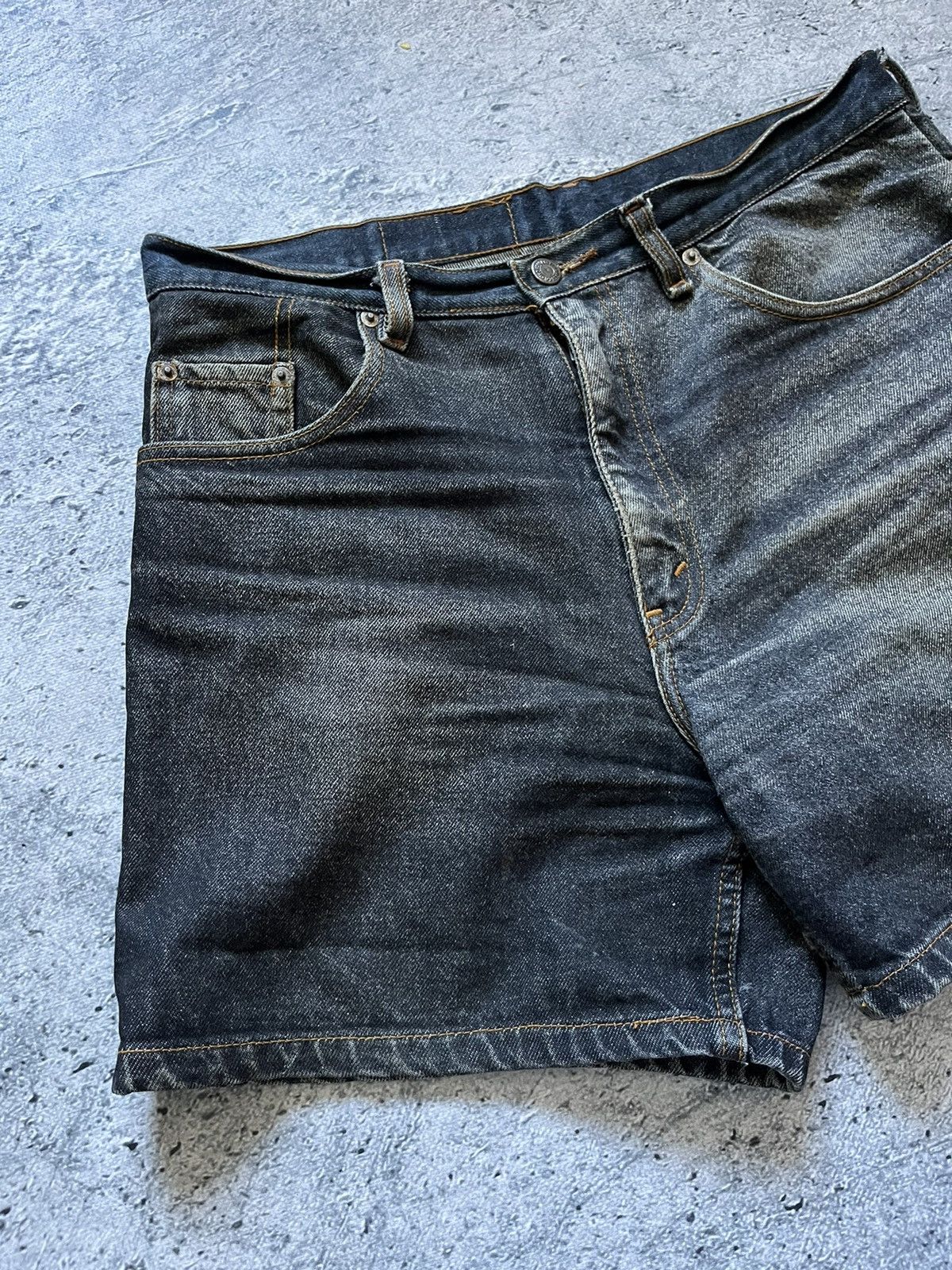 Levi's × Vintage Vintage Levi’s shorts y2k 90s Size US 31 - 6 Thumbnail
