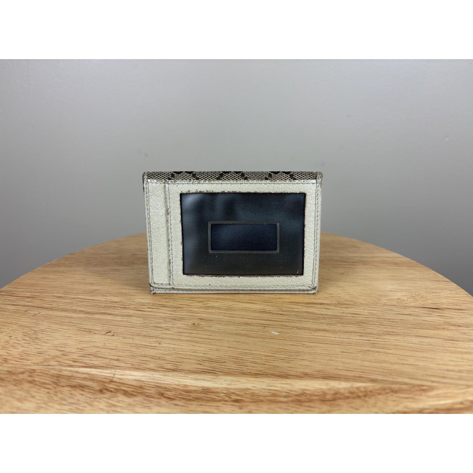 Gucci Authentic Vintage Gucci Compact Card Case Size ONE SIZE - 2 Thumbnail
