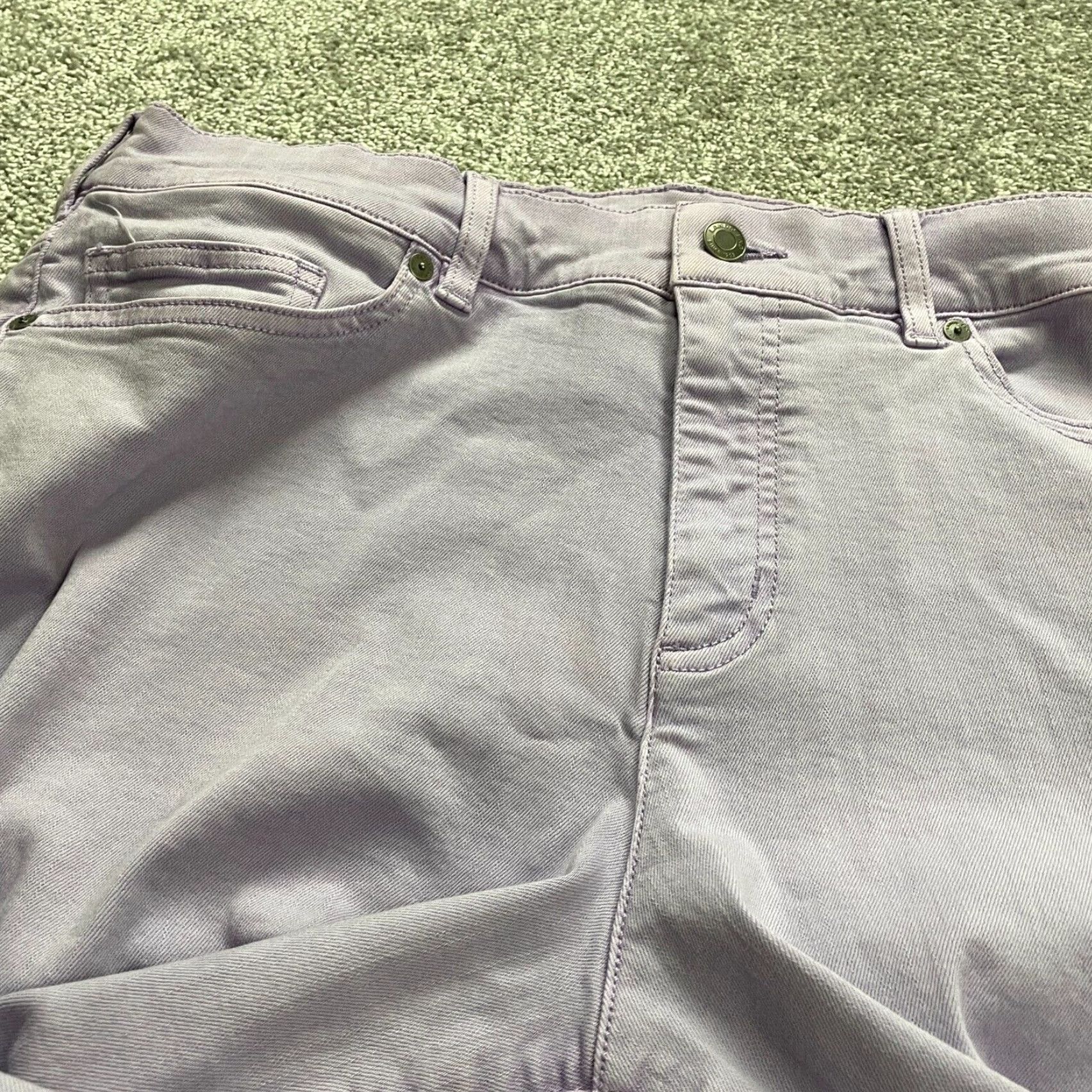 Lands' End Lands' End Jeans Women 18 Purple High Rise Slim Straight 26.5 Inseam 36 Waist 5-Pocket Denim Brand: Lands' End Jeans Women Size 40" / US 18 - 7 Thumbnail