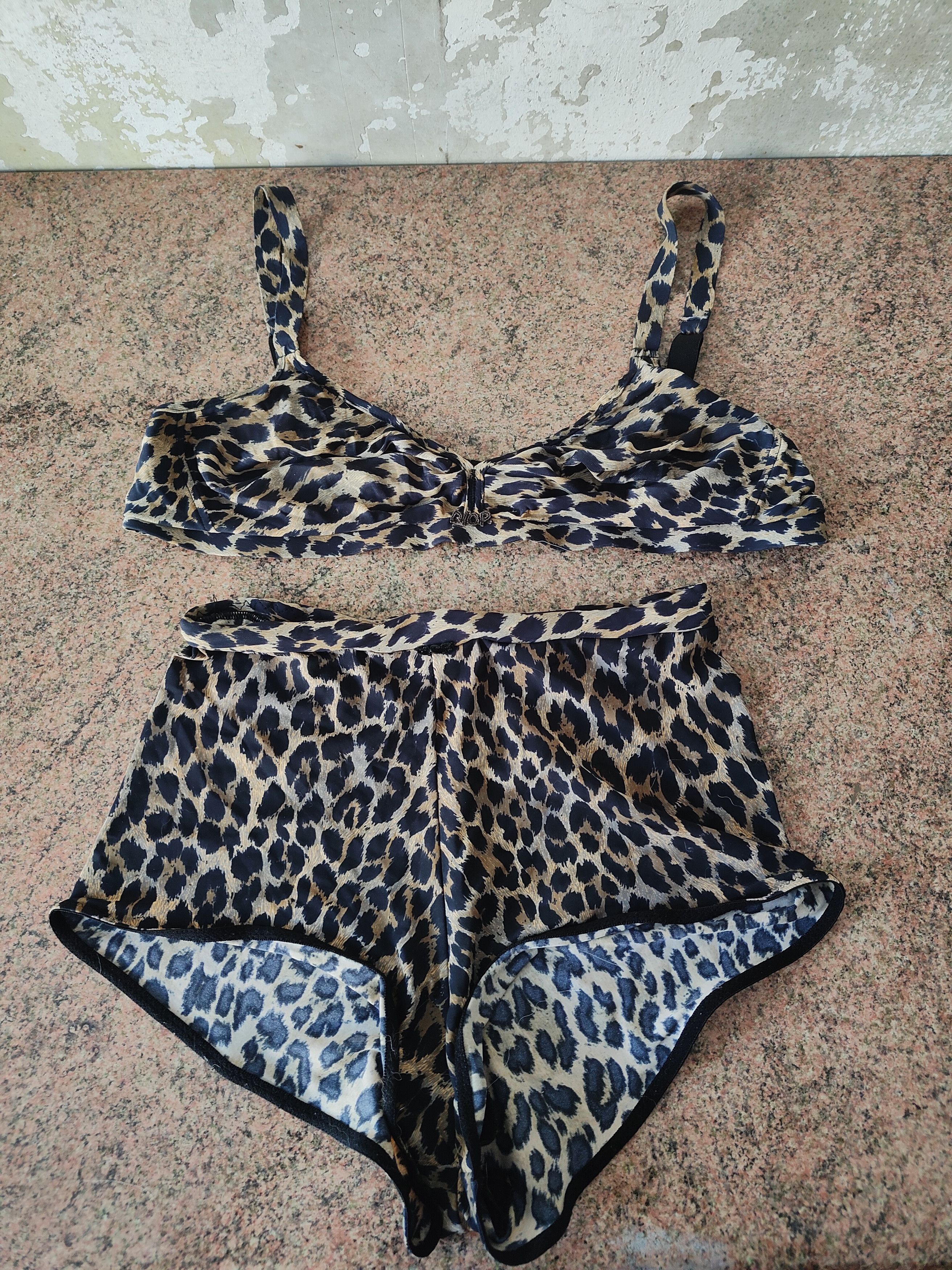 Dior Vintage Christian dior Tiger Leopard print swimsuit Size ONE SIZE - 1 Thumbnail