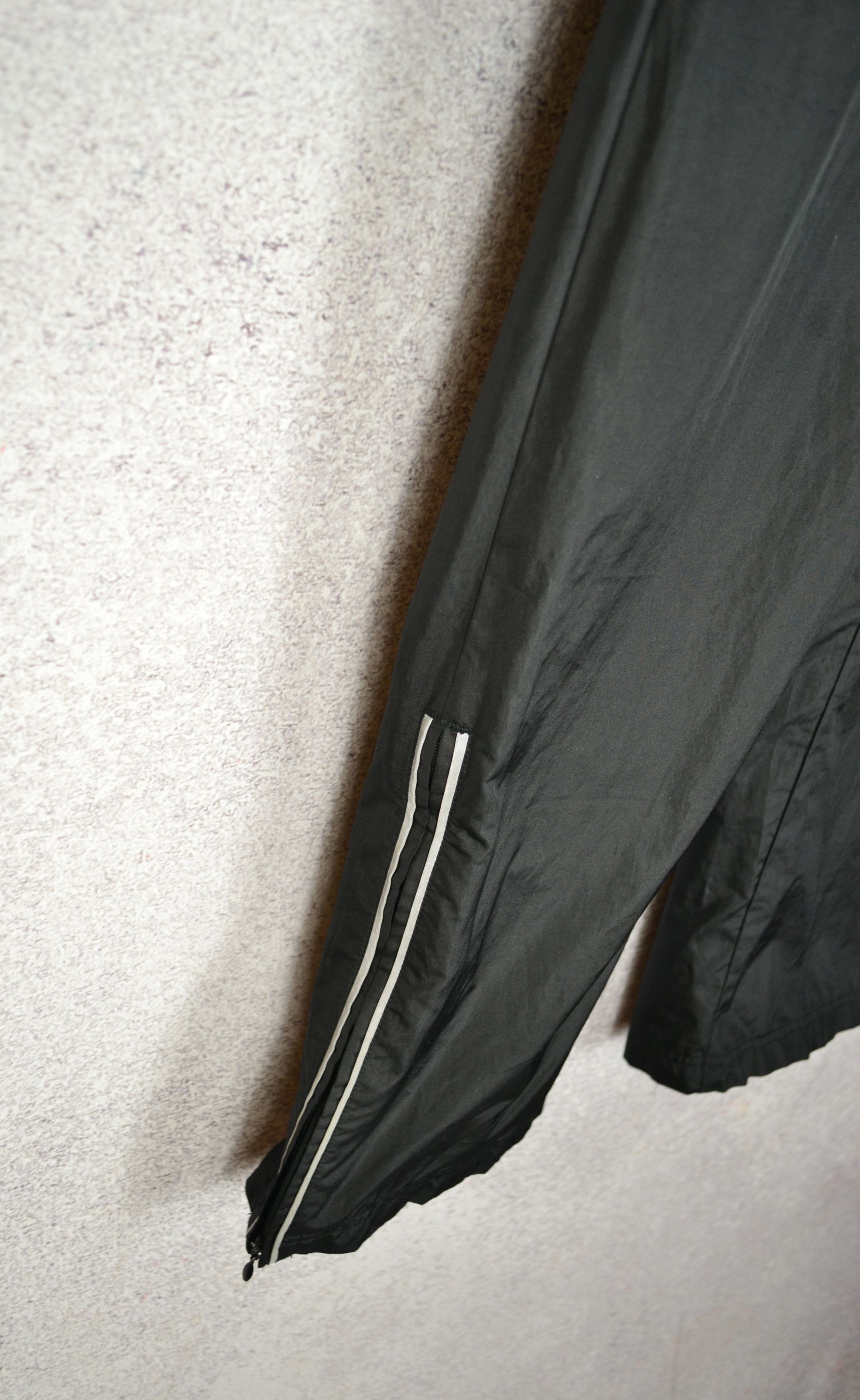 Nike × Vintage Y2K Vintage Nike BAGGY PARACHUTE Track Pants Size S Size 30" / US 8 / IT 44 - 4 Thumbnail