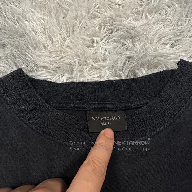 Balenciaga Balenciaga Distressed damaged short sleeve T-shirt Size US S / EU 44-46 / 1 - 7 Thumbnail