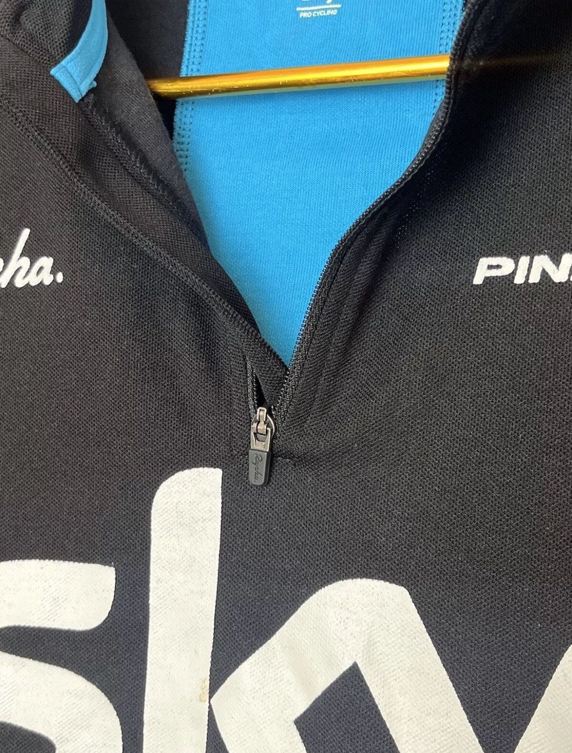 Other Rapha Bicycle Jersey Team Sky Wiggins Jersey Cycling Size M Size US M / EU 48-50 / 2 - 5 Thumbnail