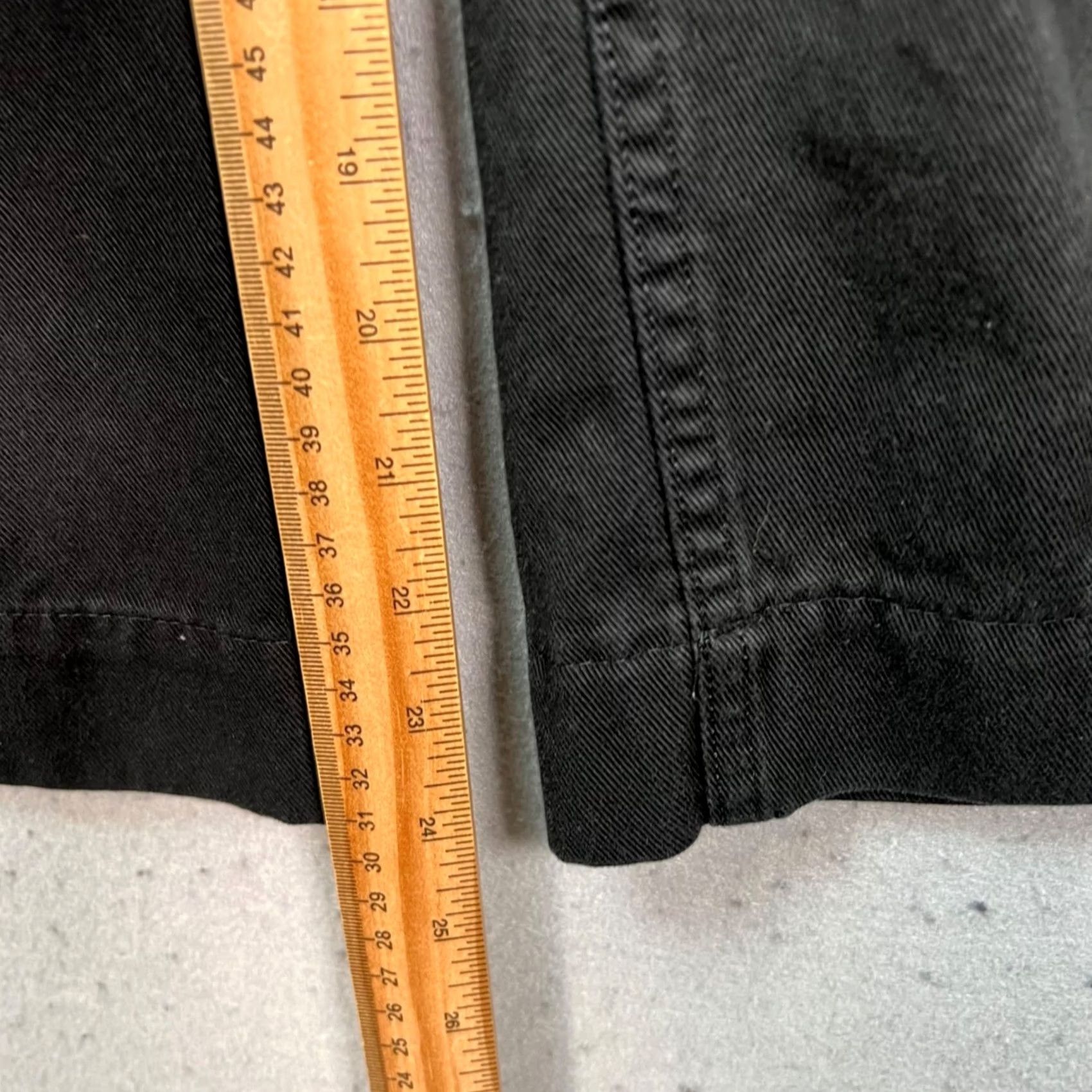 Kotn Kotn Mens Size 30 x 25 Black Pleated Cotton Chino Straight Leg Pants Size US 30 / EU 46 - 7 Thumbnail